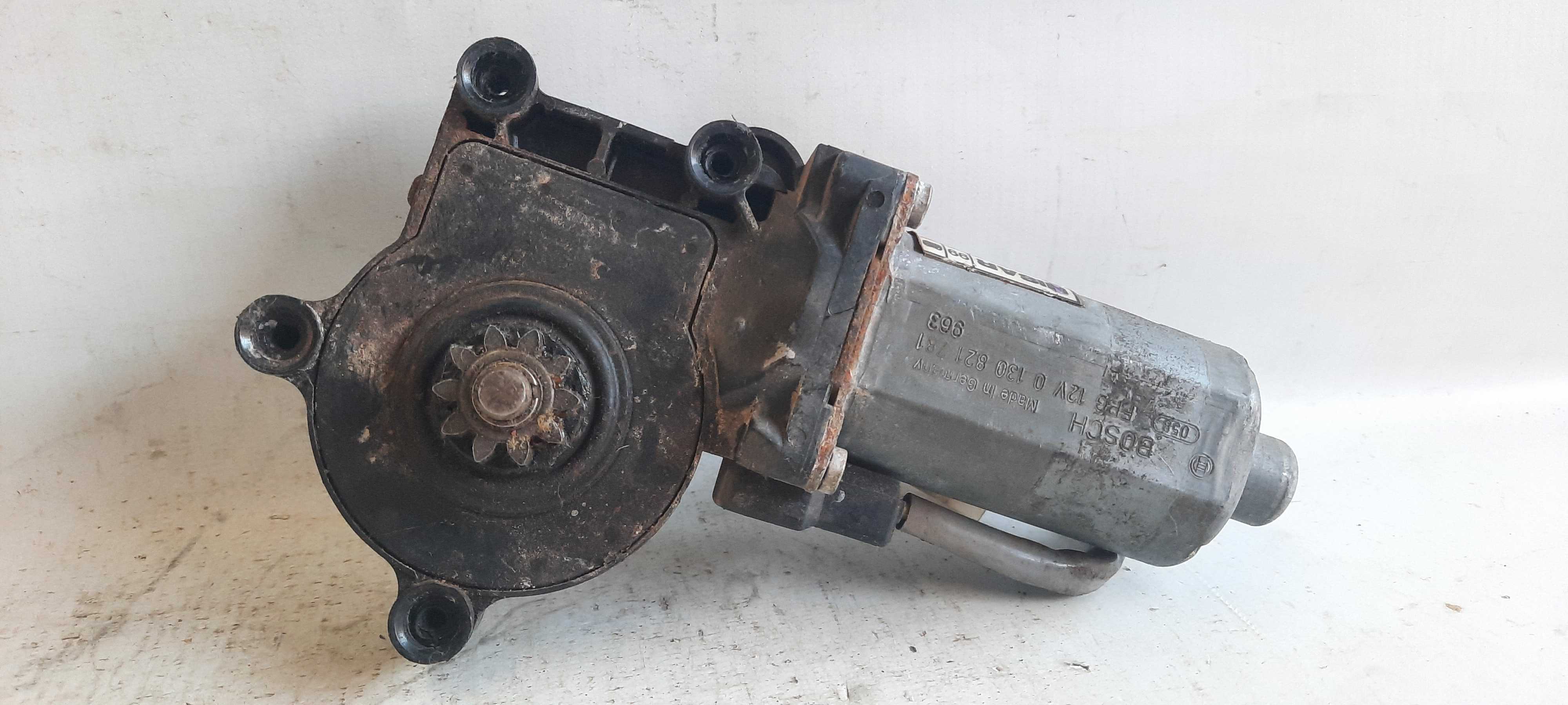 Motor Vidro Elétrico Dianteiro Direito Corsa 0130821781 2