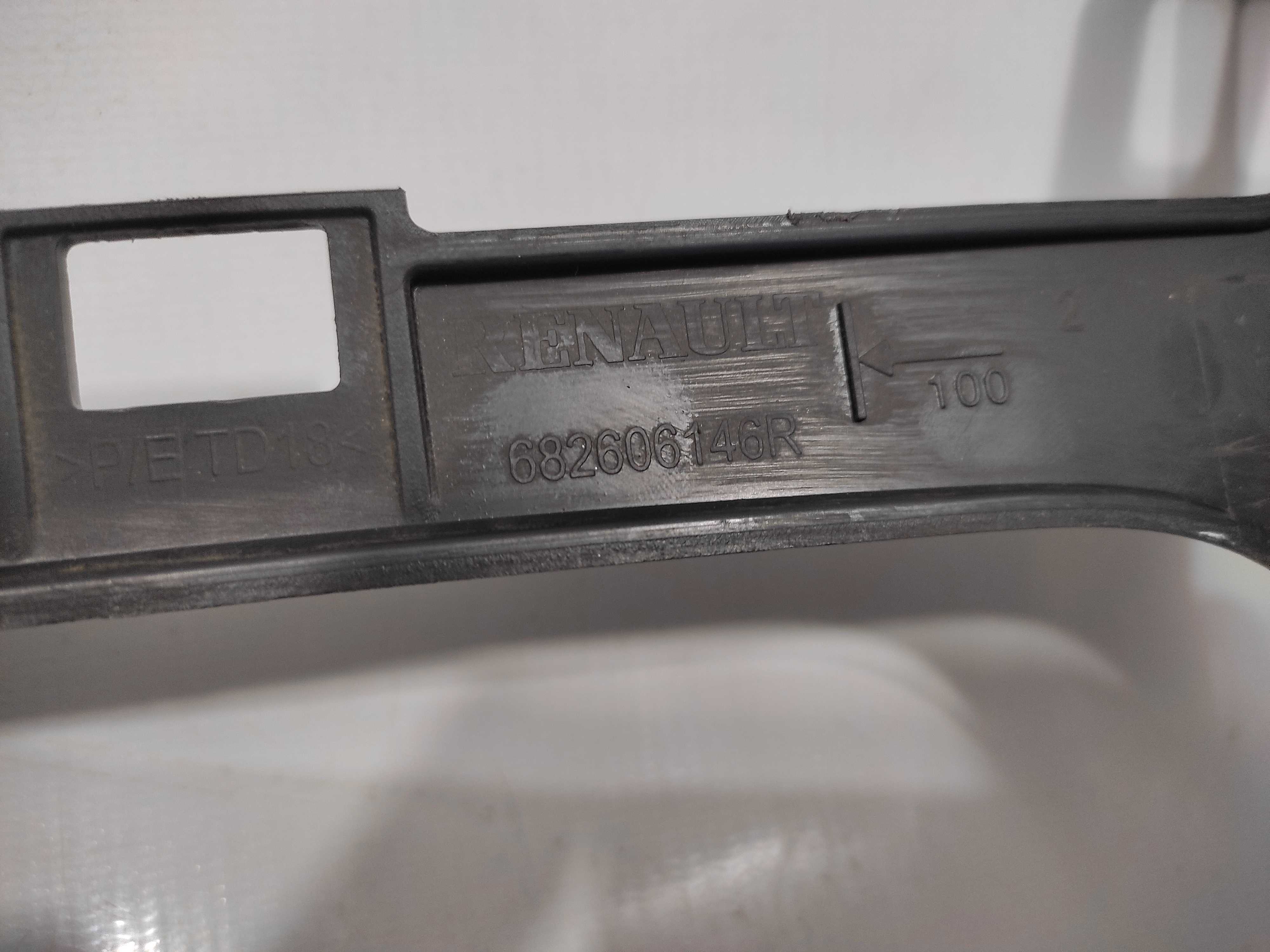 Moldura Painel Controle Ar Renault Duster Oroch 19/20 Origin 4