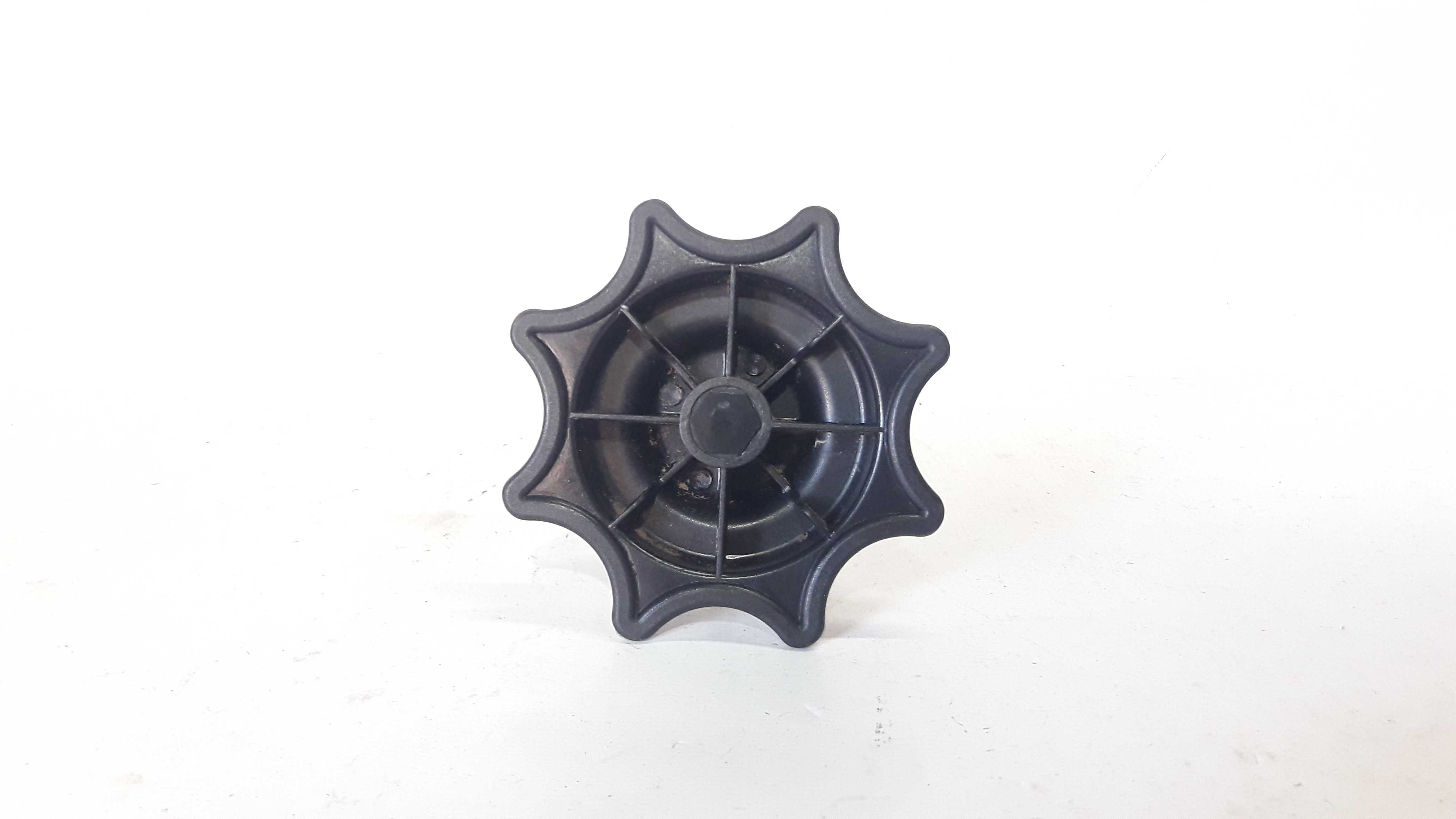 Parafuso Fixação Estepe Gol G5/g6 377601983 22813 2