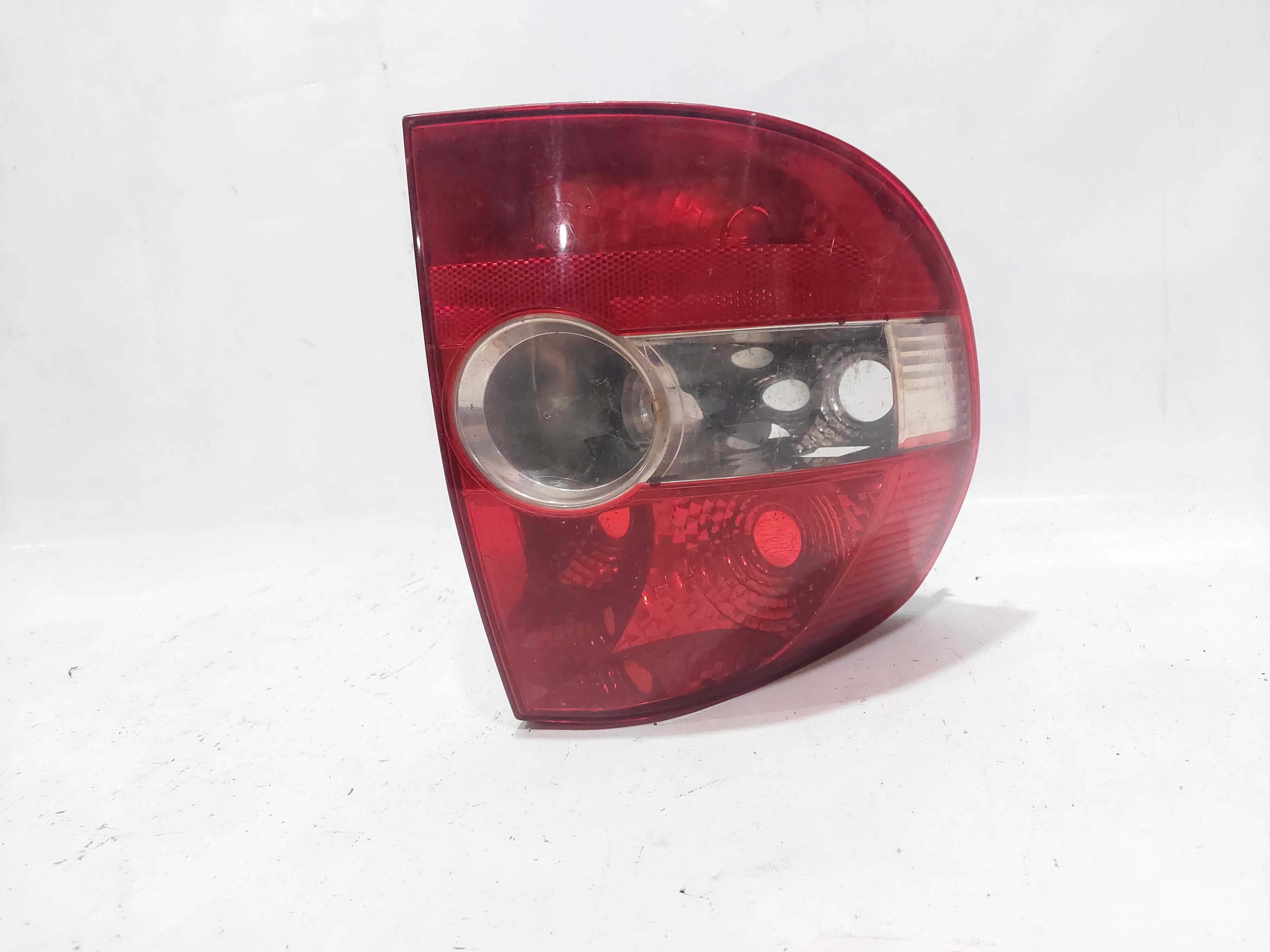 Lanterna Lado Esquerdo Volkswagen Fox 2003 á 2010 balcão 1