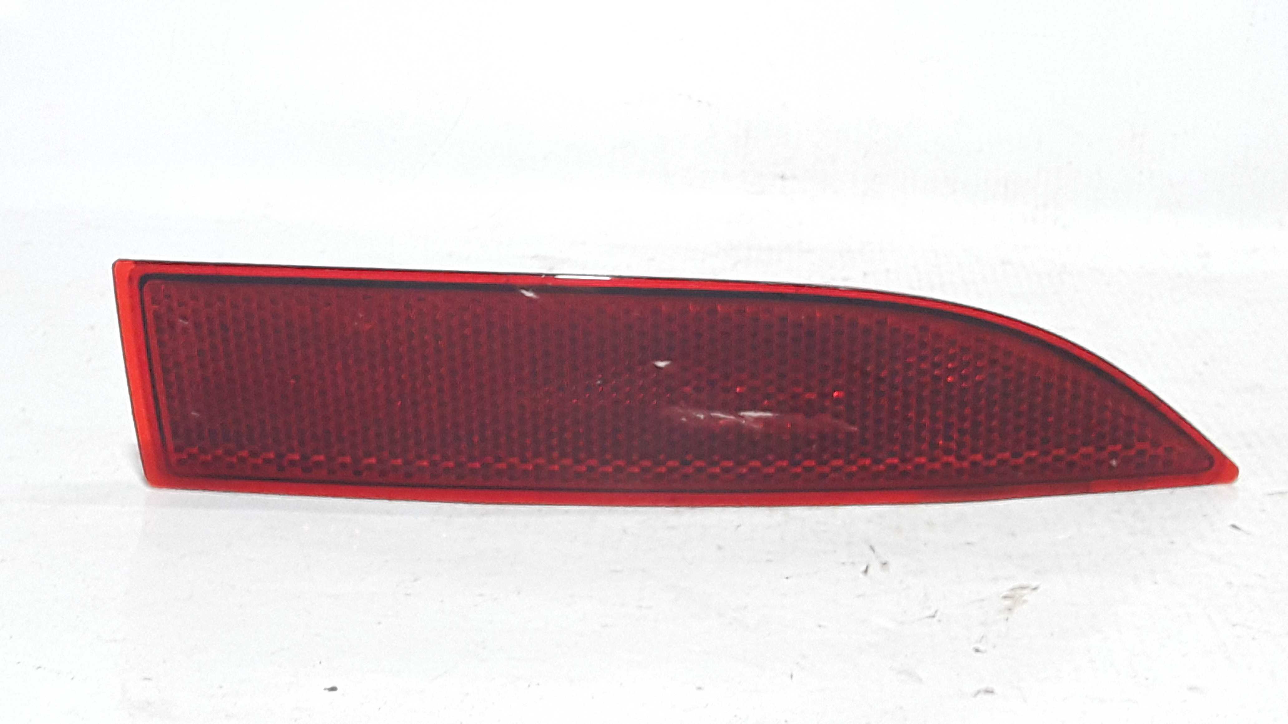 Refletor Olho Gato Tras Direito Sandero 15/20 265600427r Vermelho