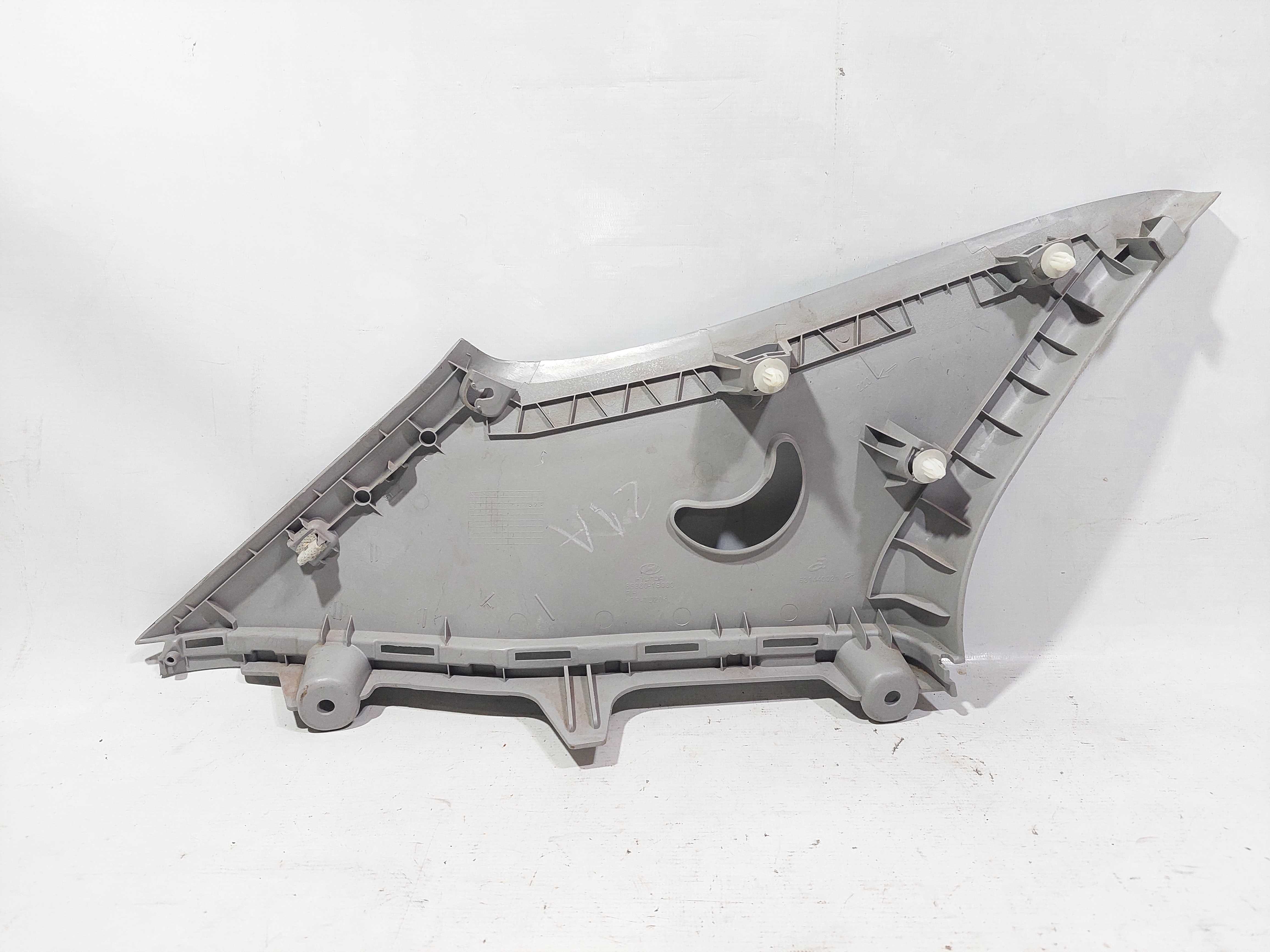 Moldura Lateral Hb20 Hatch Traseiro Direito 858501s000 Orig 2