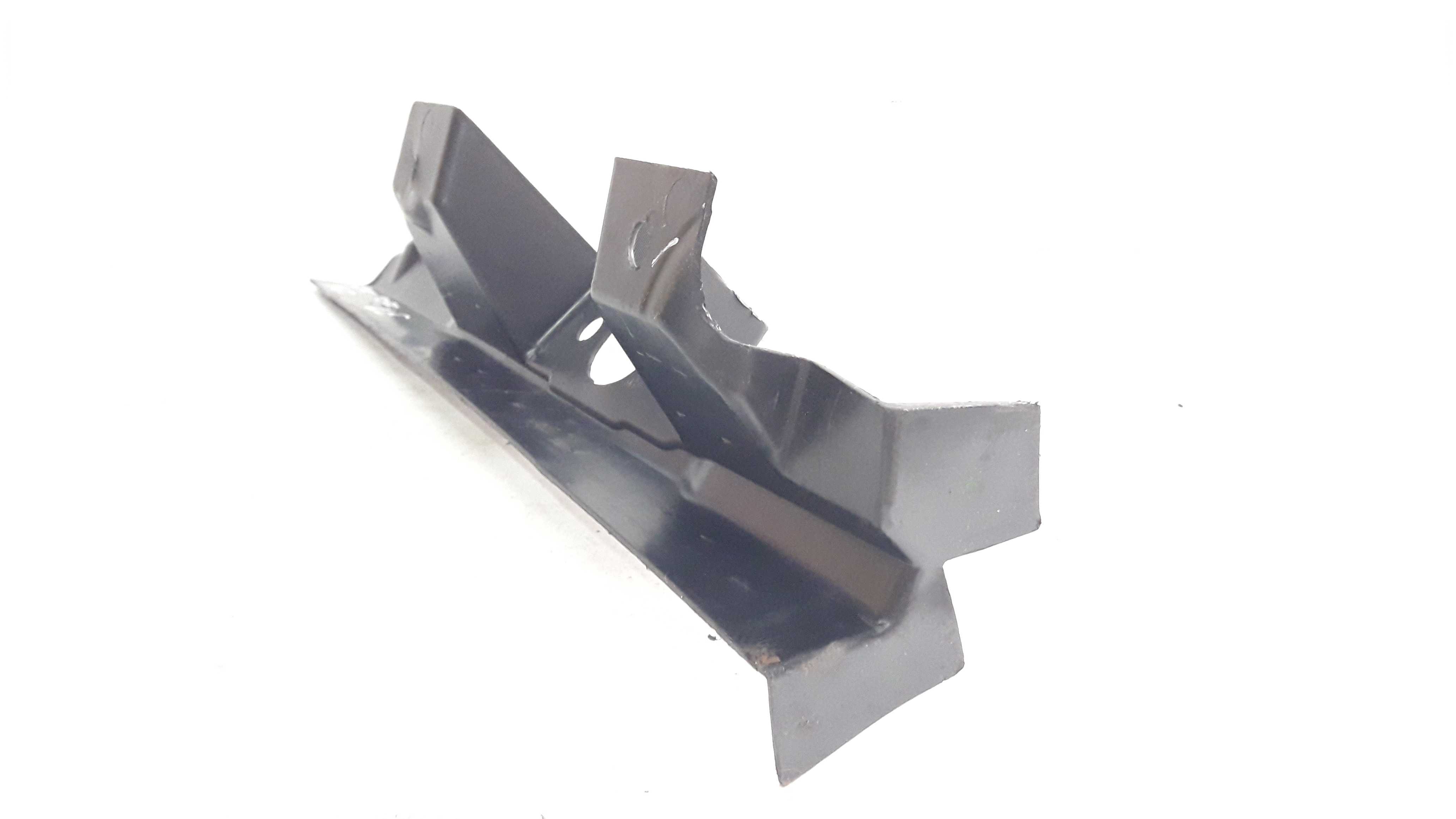 Moldura Esquerda Tampa Traseira Toro 16 A 21 100242348 Preto 6