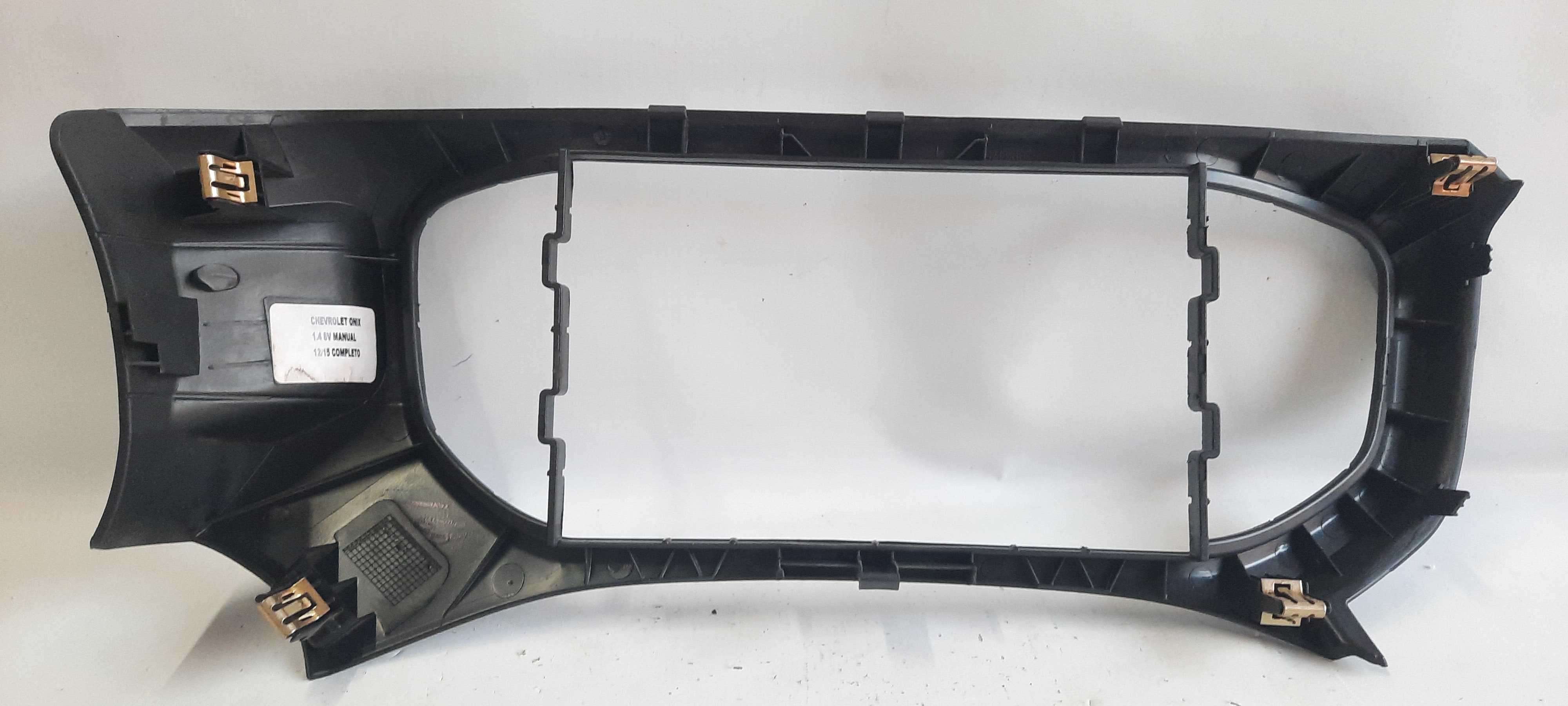 Moldura Multimídia Ônix Prisma 12 13 14 15 52096475 15908 2
