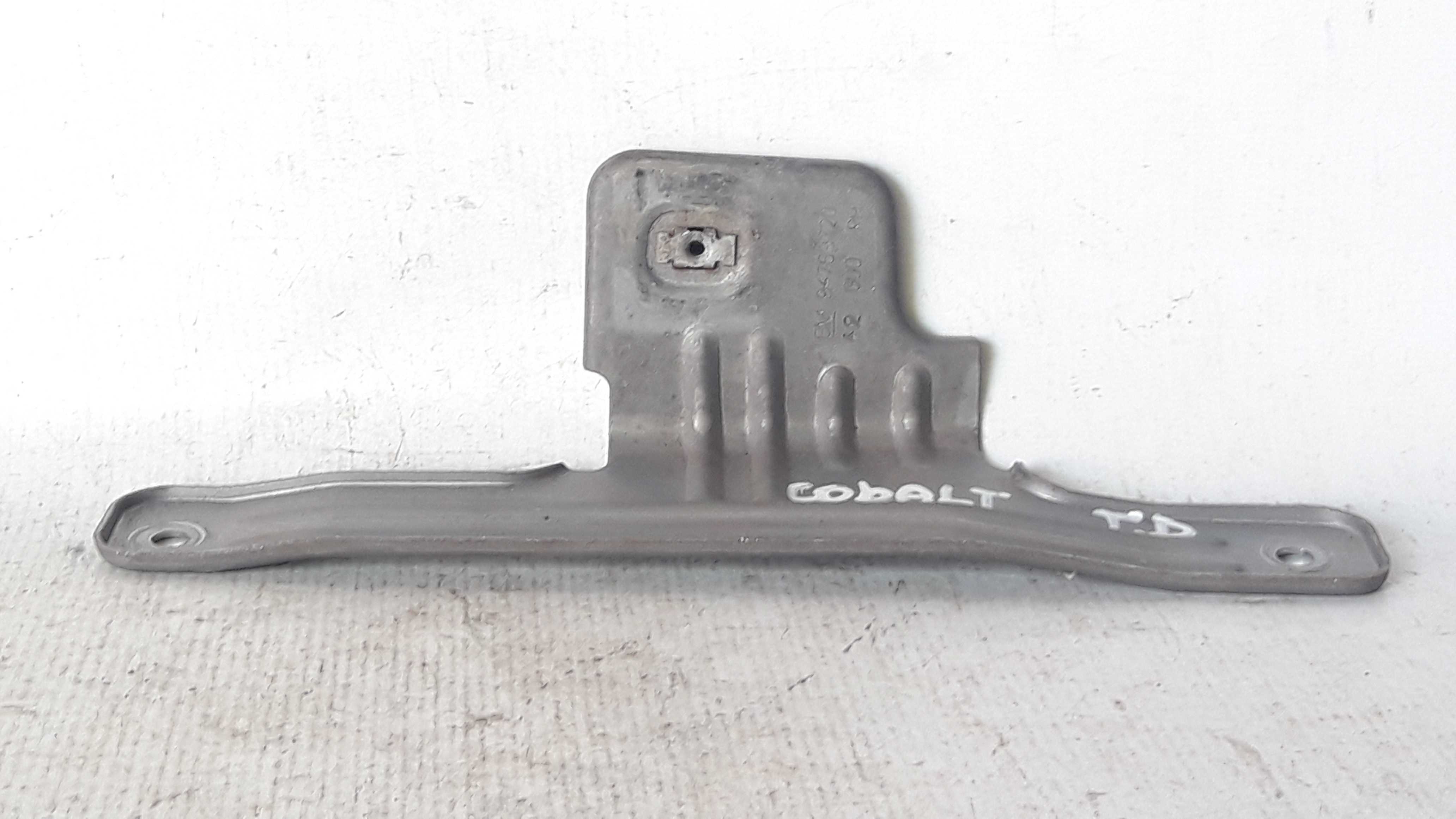 Suporte Forro Porta Traseira Direita Cobalt 2011/15 Original Cinza
