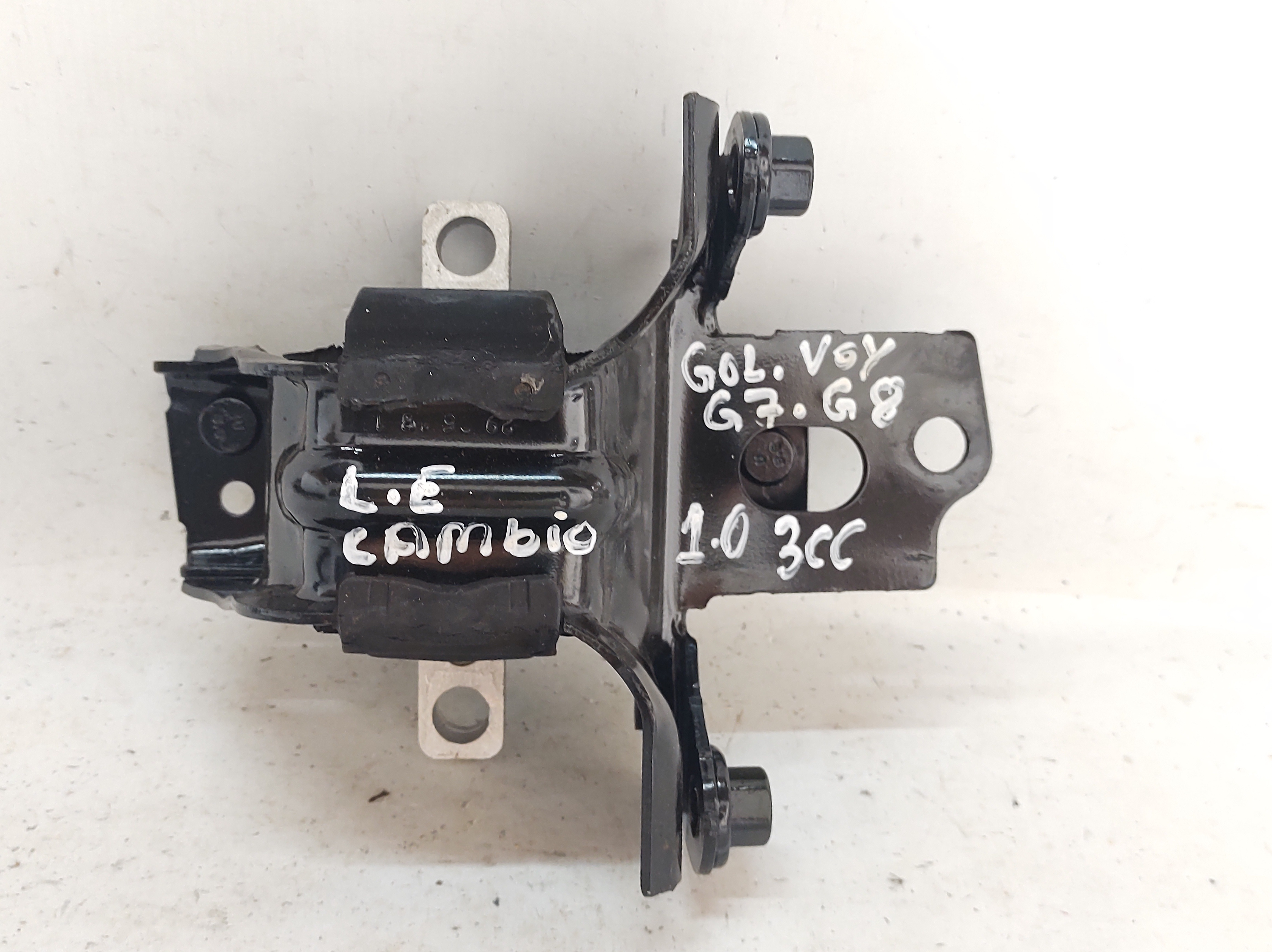 Coxim Esquerdo Câmbio Gol Voyage 1.0 3cc 17 A 23 6q0199555 6