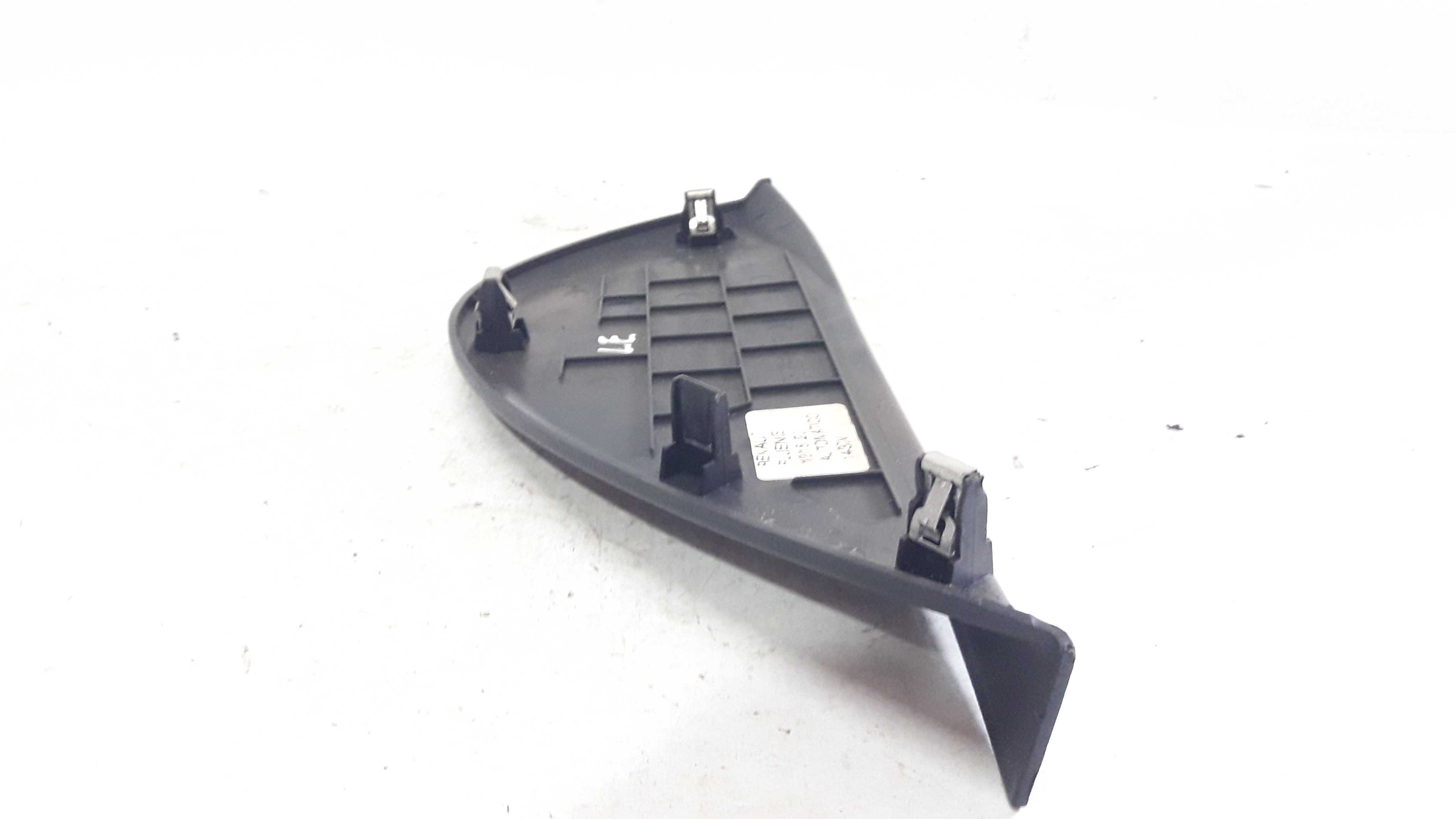 Moldura Lateral Esquerda Painel Fluence 12 A 15 689216423r 2
