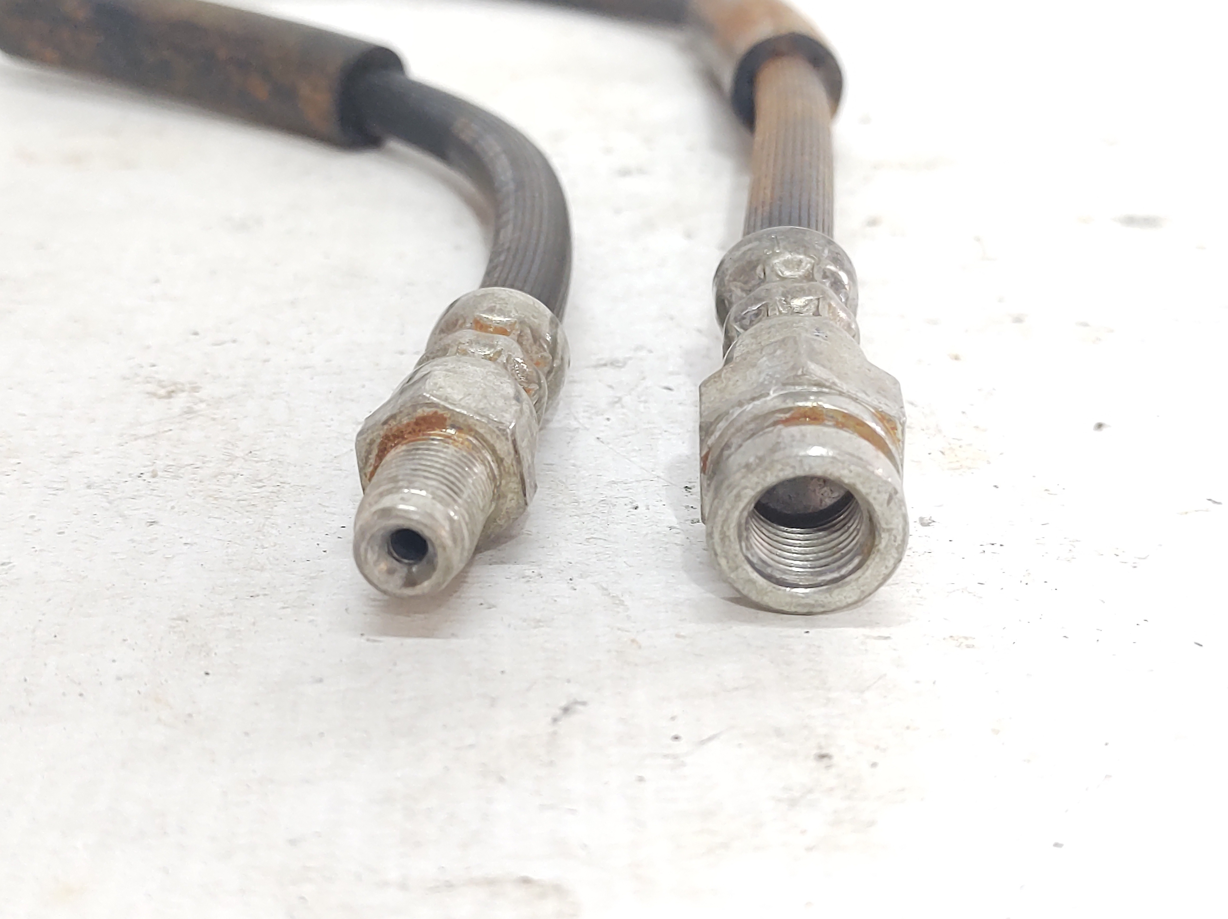 Par Flexíveis Traseiros Strada 1.4 20 A 23 3