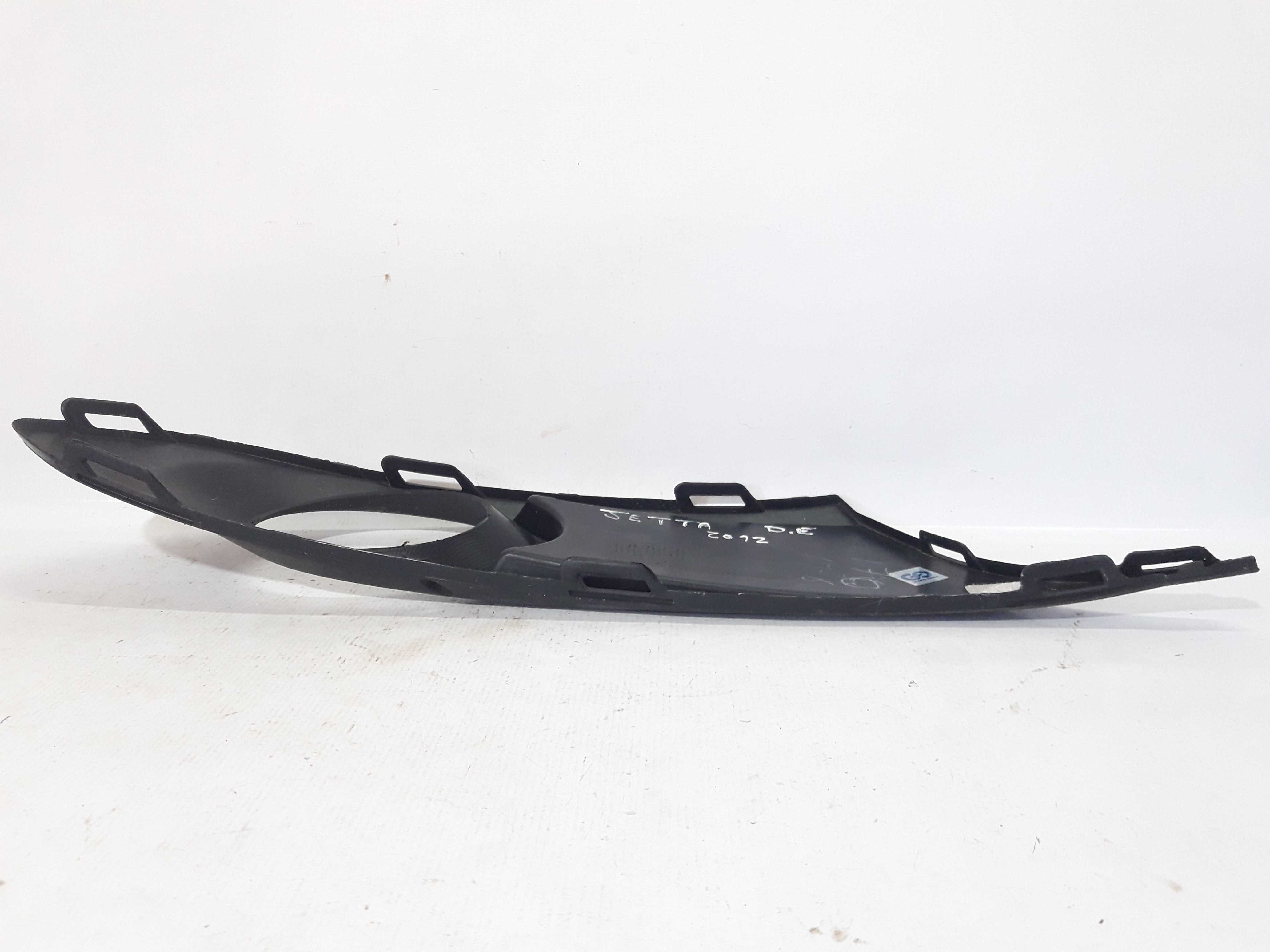 Moldura Grade Farol Milha Esquerdo Jetta 2012/2014 Original Preto Esquerdo 3