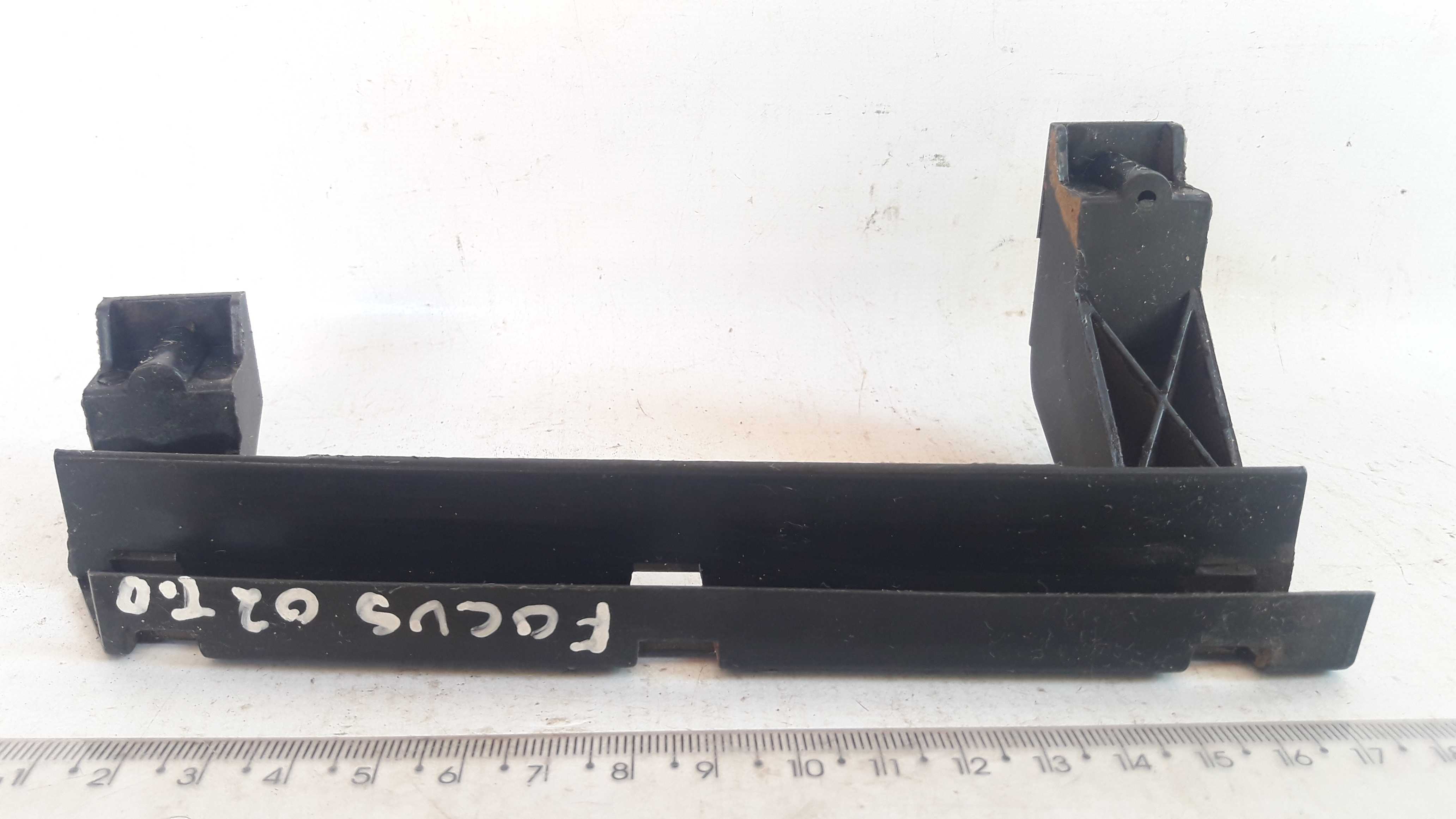 Guia Vidro Traseiro Direito Ford Focus Sedan 02/07 Original 3