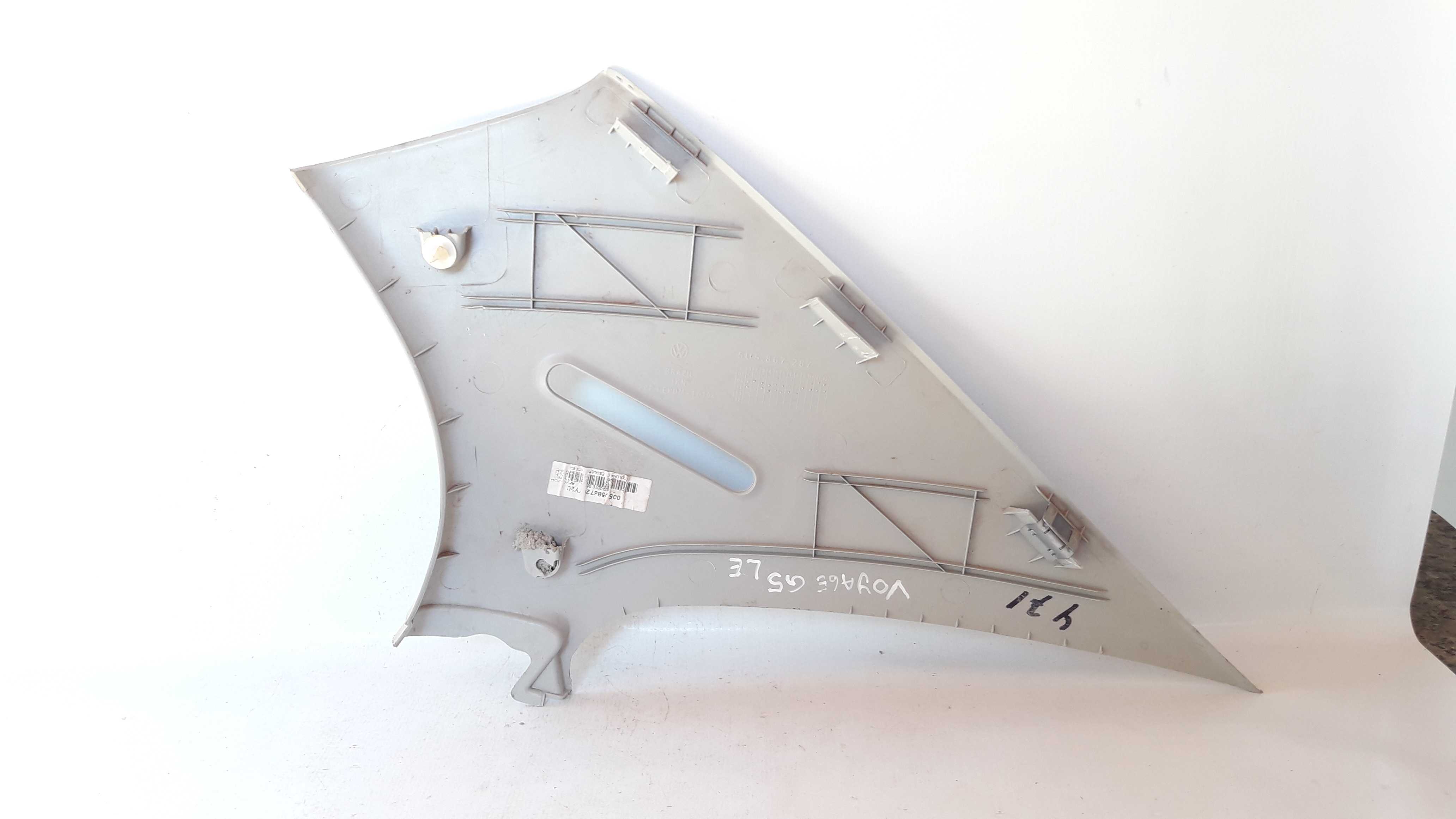 Moldura Coluna Traseira Esquerdo Voyage G5 5u5867287 2