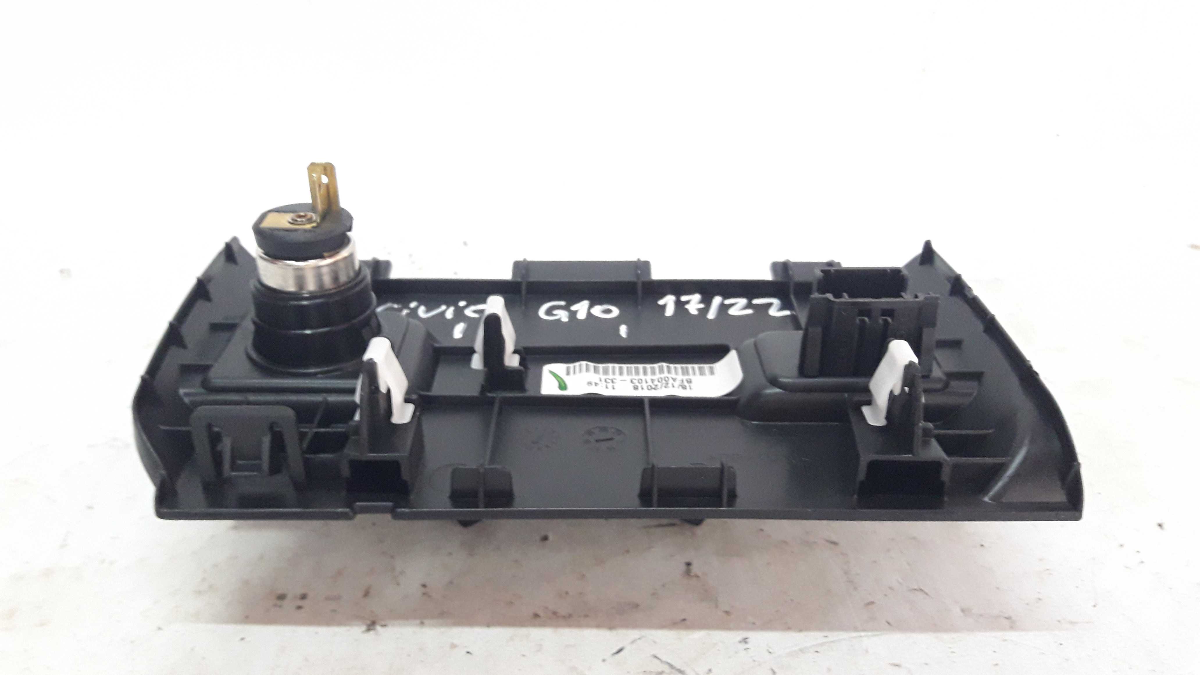 Moldura Tomadas 12v E Usb Civic G10 17 A 22 77240tem Preto 5