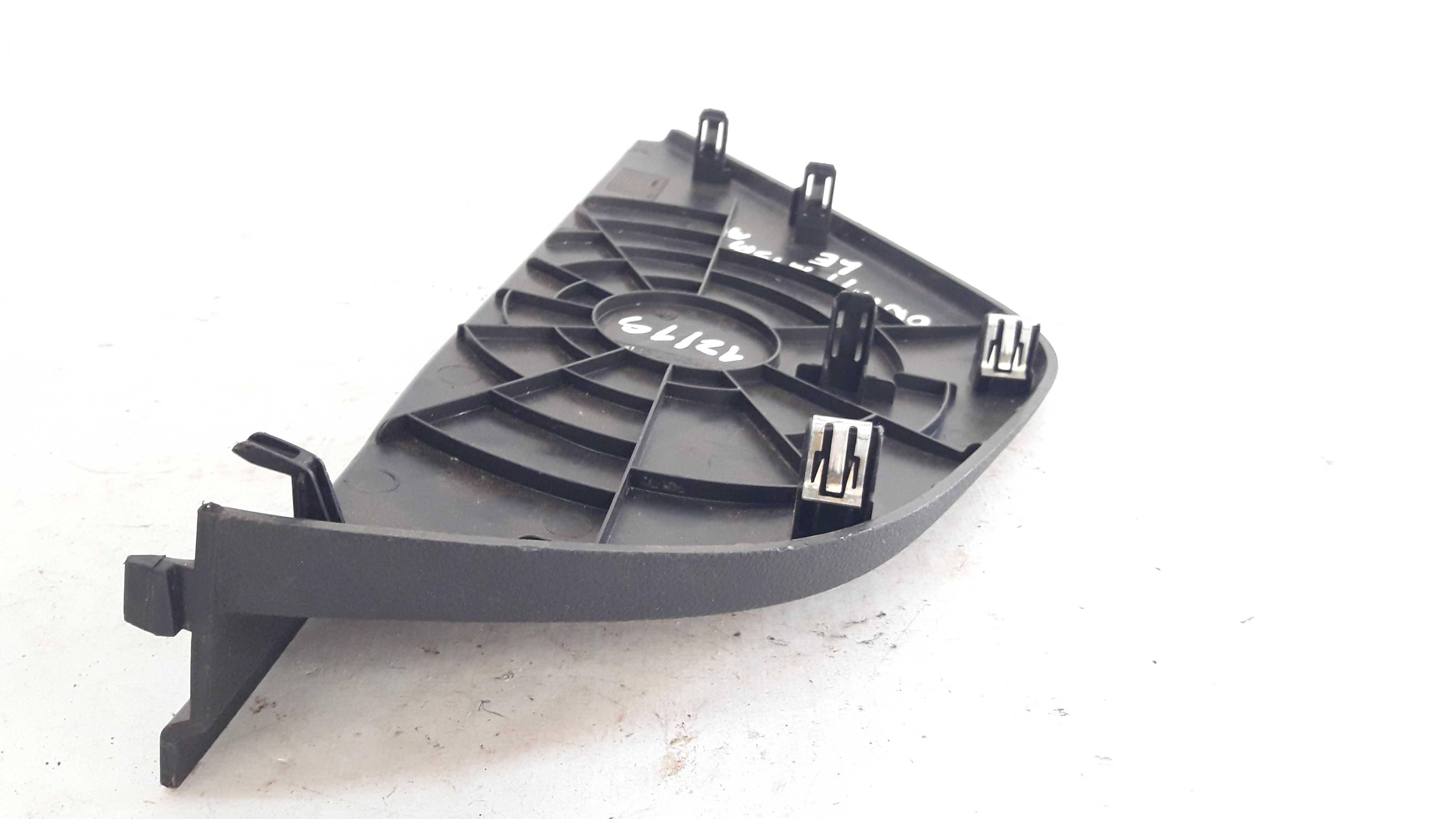 Moldura Lateral Esquerda Painel Onix Prisma 12 A 19 94749999 6