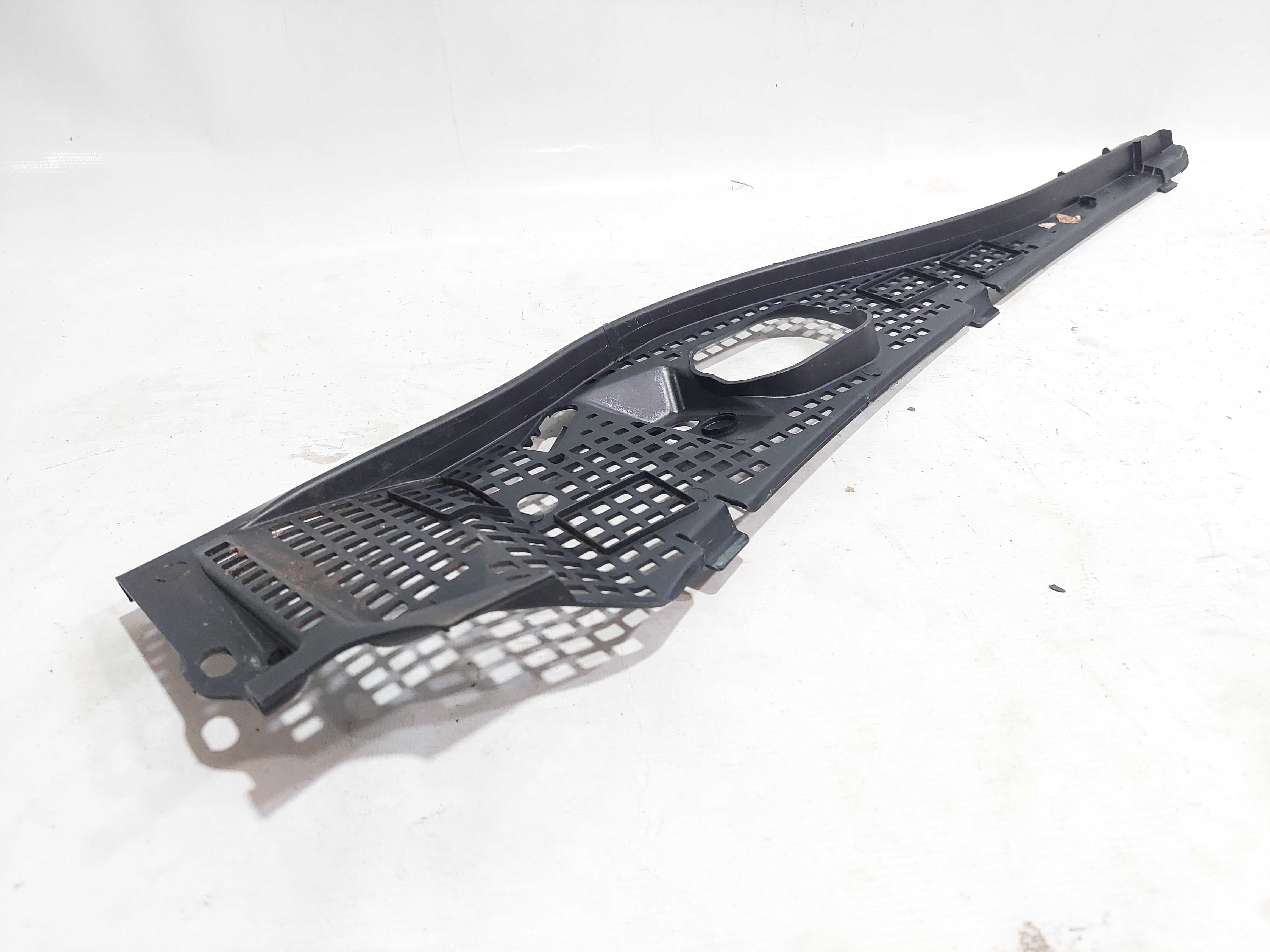 Grade Churrasqueira Lado Direito Sandero 2007/2013 Original 3