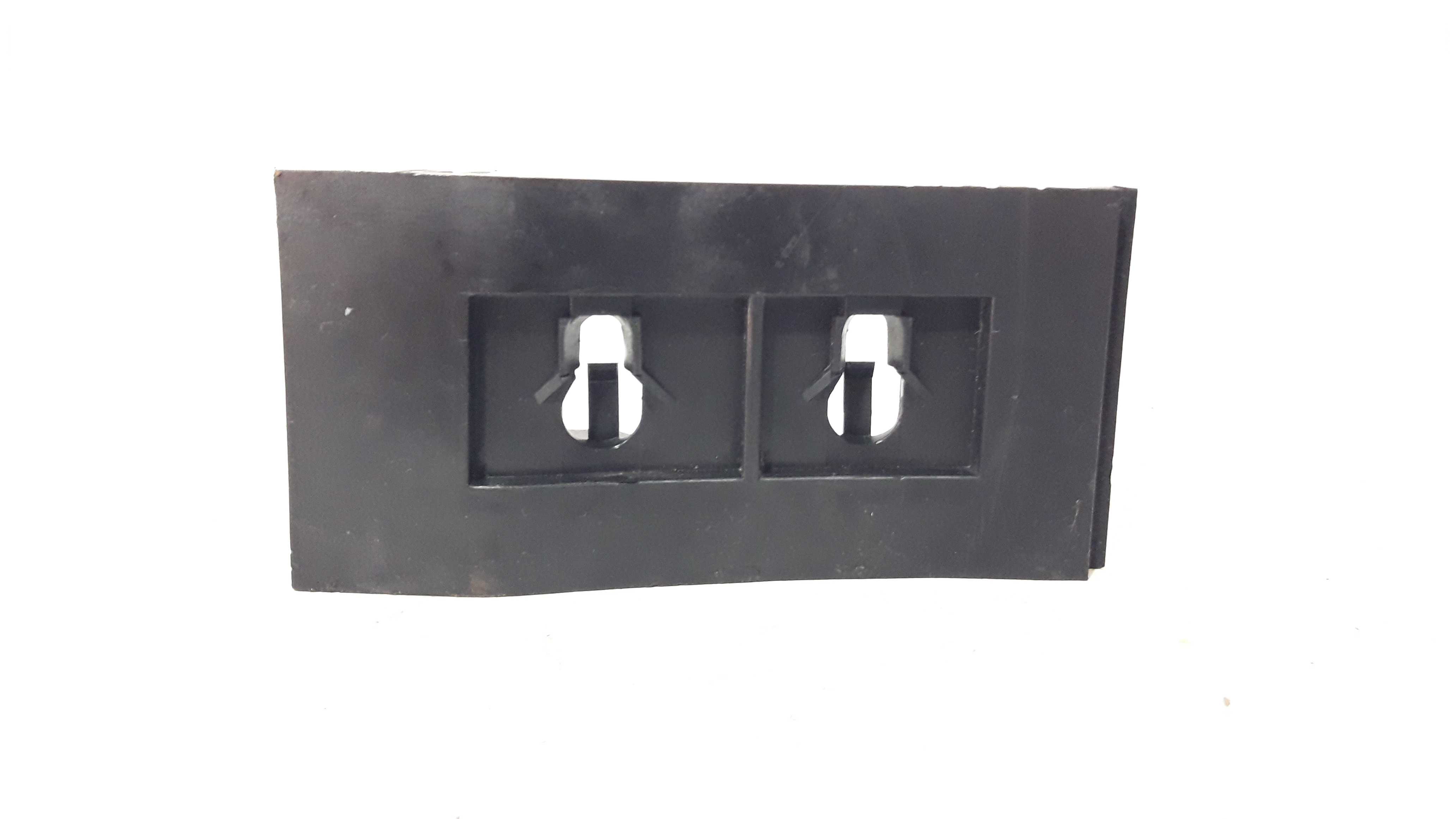 Guia Para-choque Traseiro Direito Corsa 96/10  23719 1