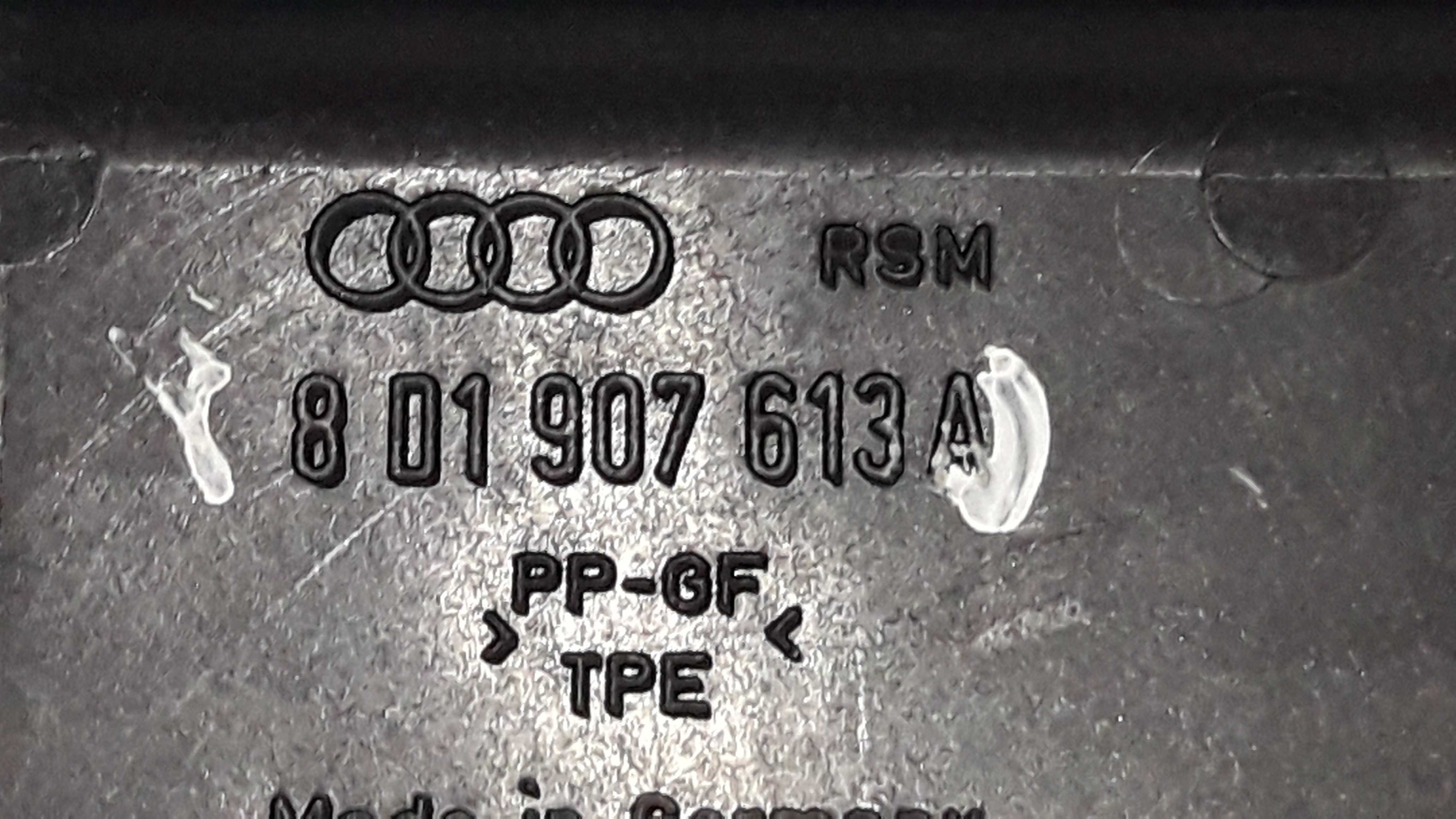 Tampa Modulo Injeção Audi A4 2.8 V6 96/00   Avaria 5