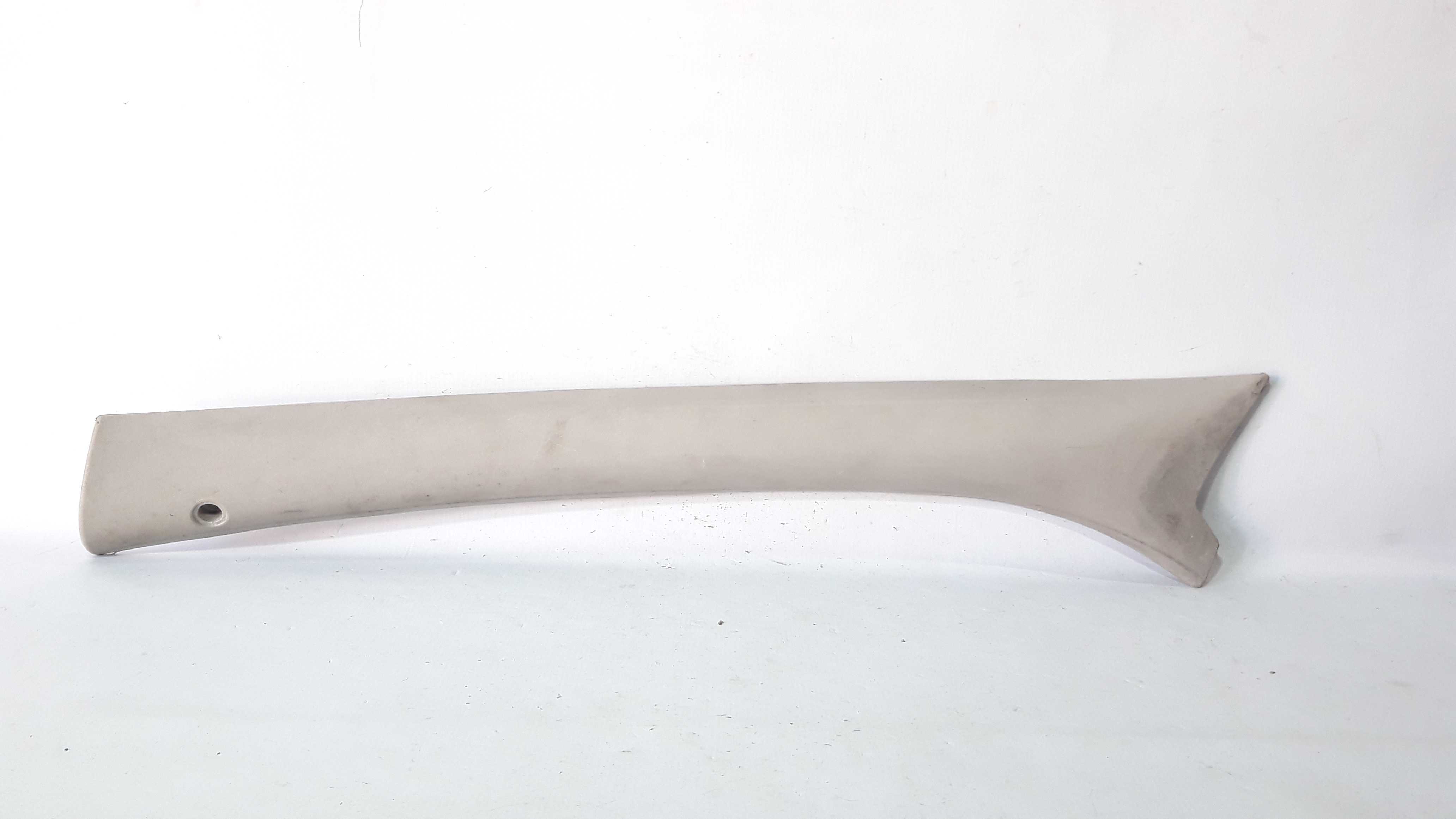 Moldura Coluna Esquerda Parabrisa Celta 7/14 93261245 1