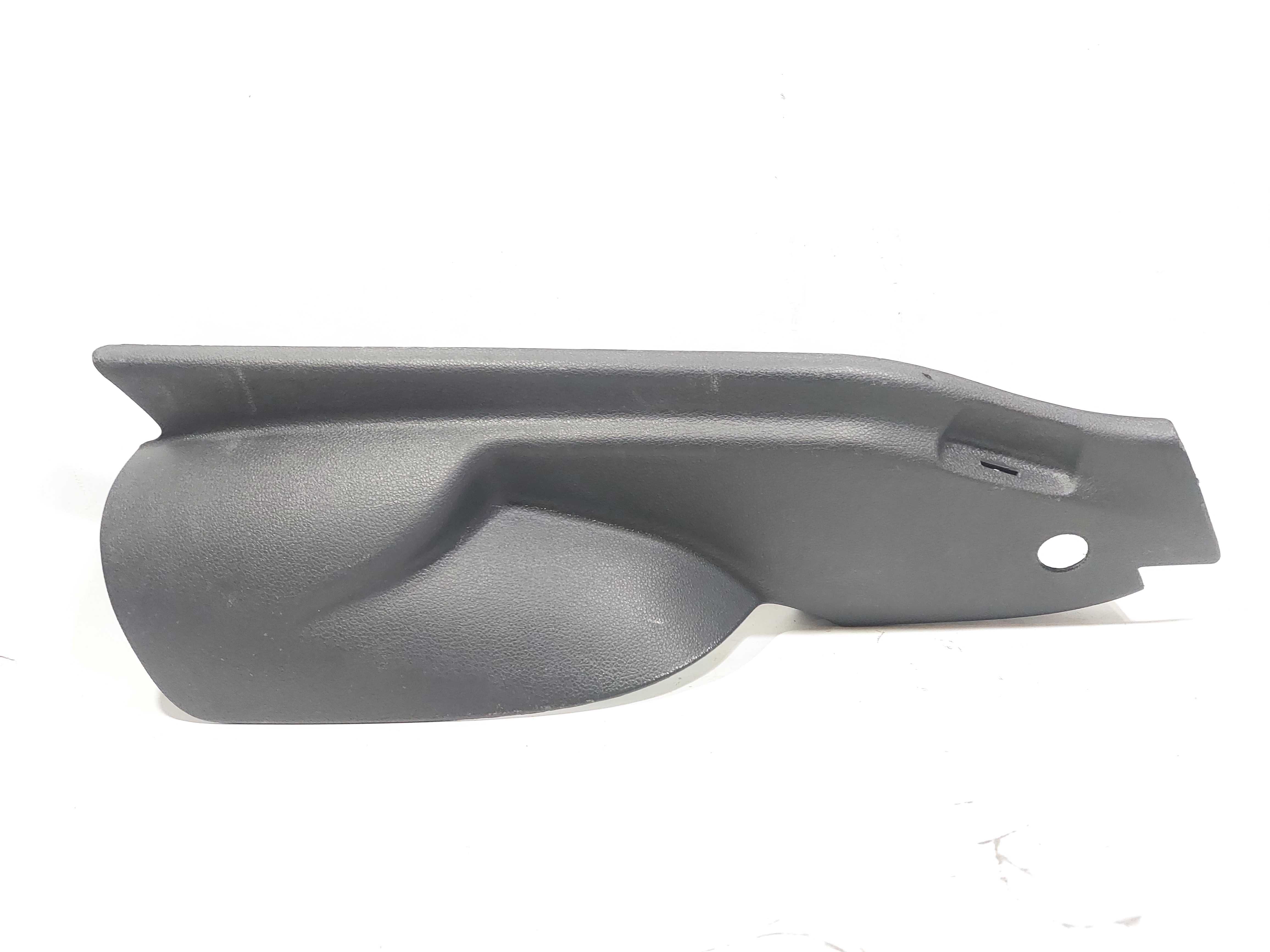 Moldura Lateral Banco Traseiro Direito Voyage G5 5u6867766 1