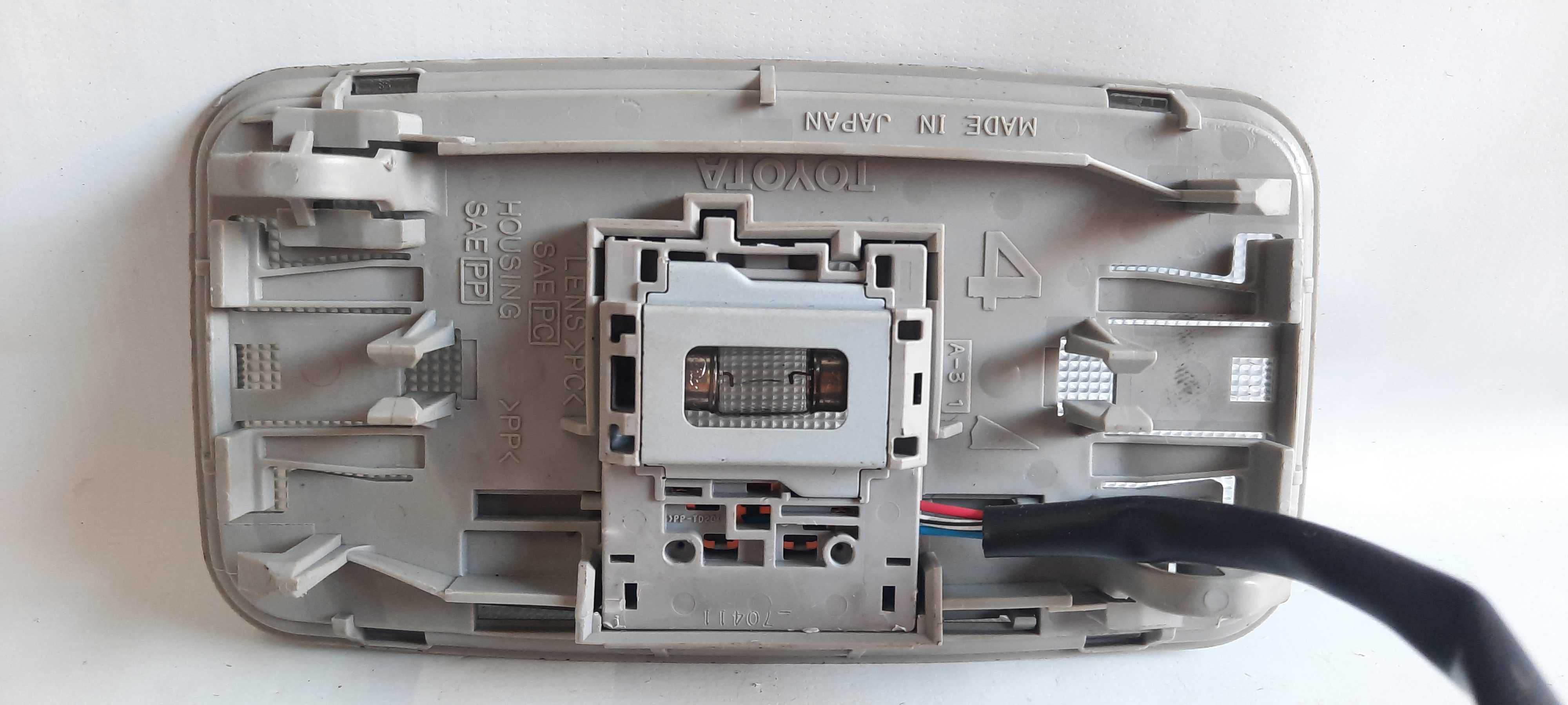 Luz Teto Cortesia Corolla Xrs 2.0 16v 154cv 17/19 Original 2