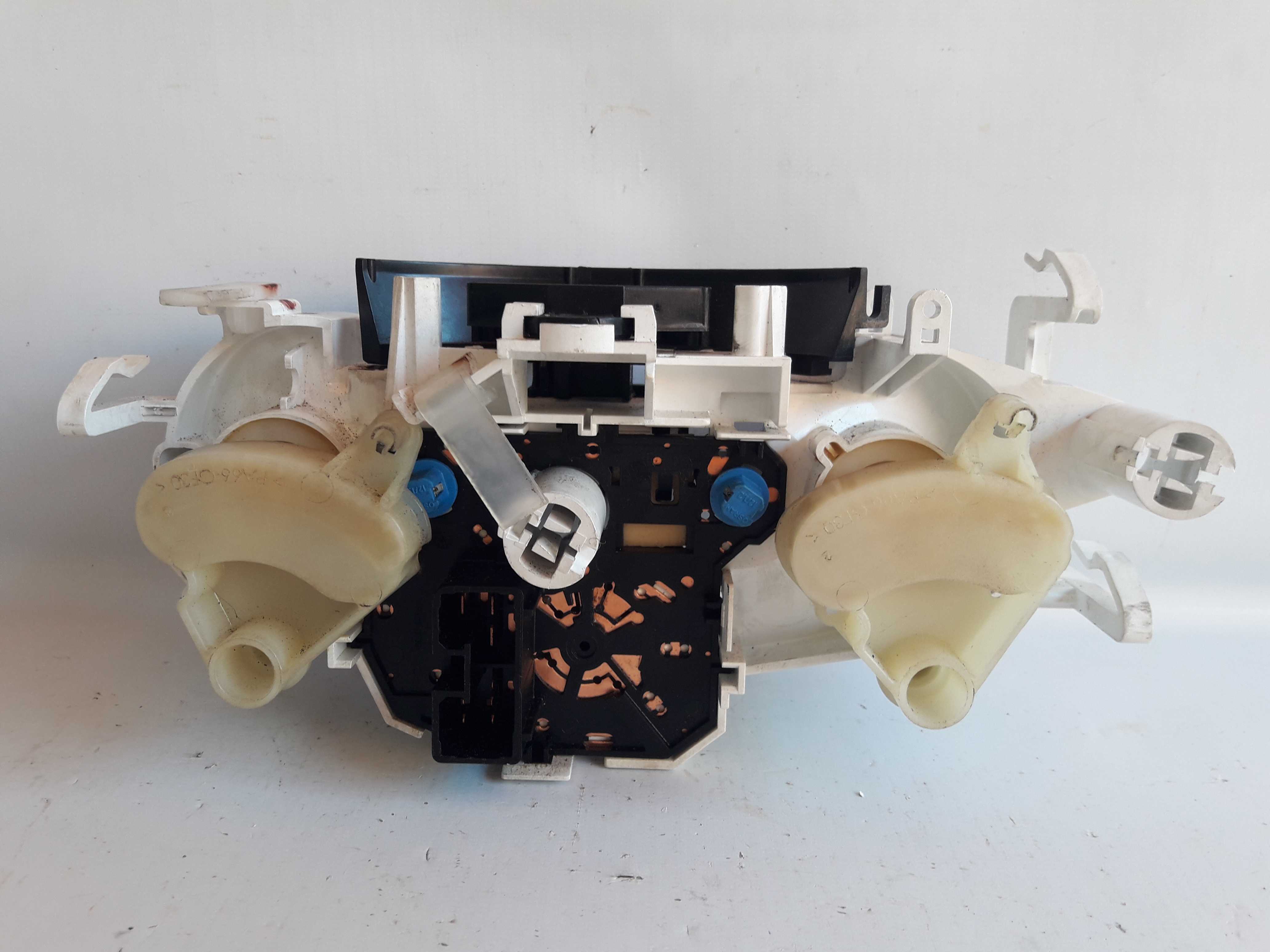 Comando Ar Condicionado Toyota Etios 2015 A2c84833700 Origin 5