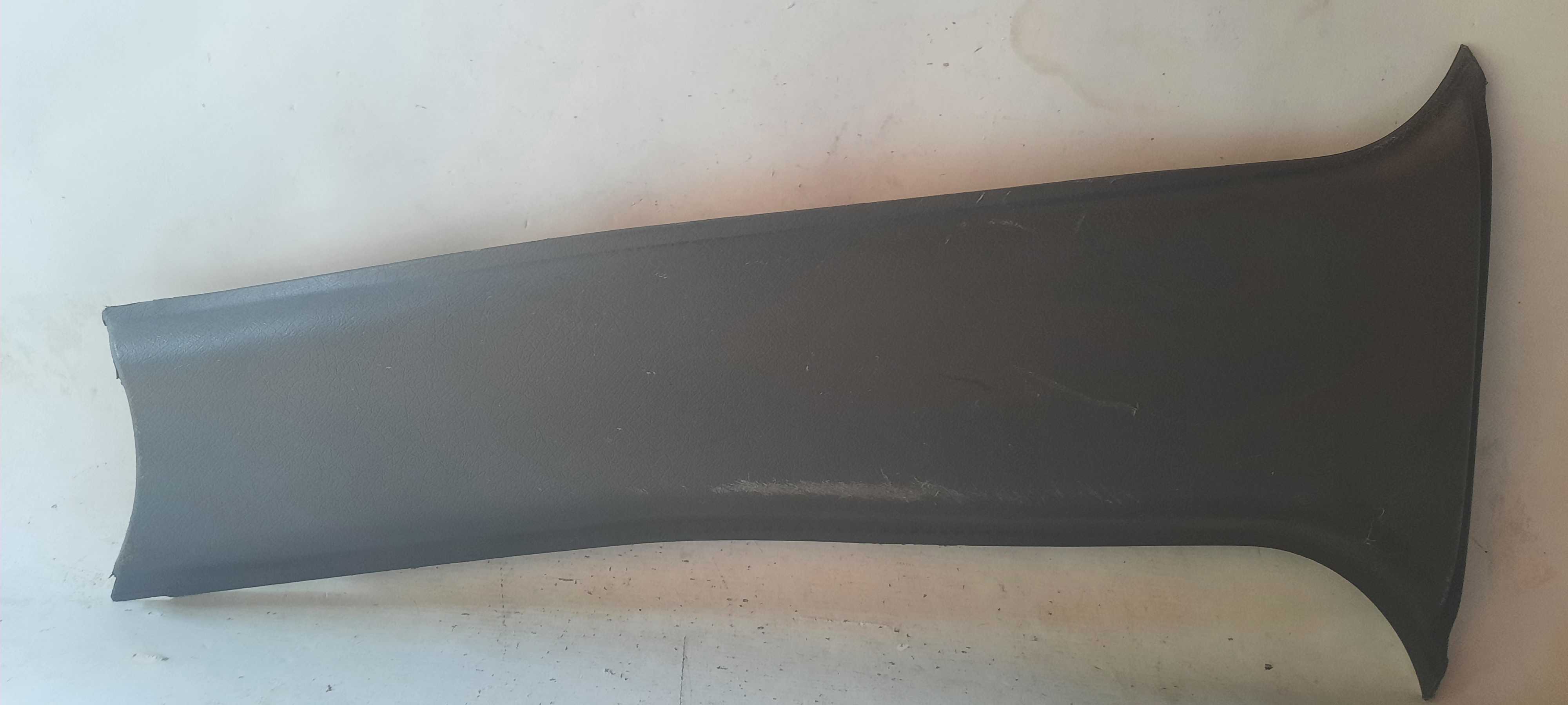 Moldura Acabamento Coluna Esquerda Classic 2010 93326813 2