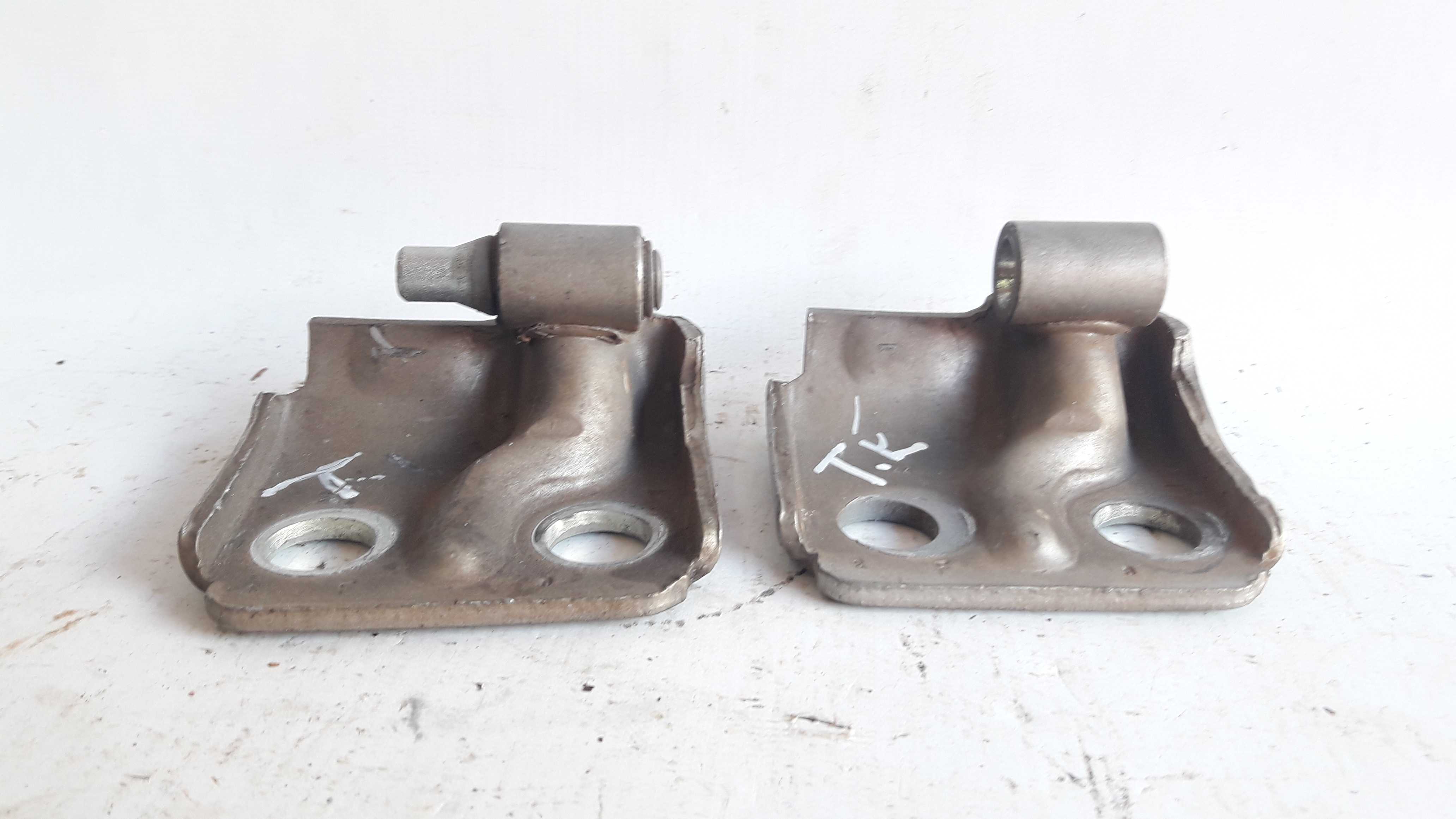 Dobradiça Traseira Esquerda Palio 96/12 Original 3