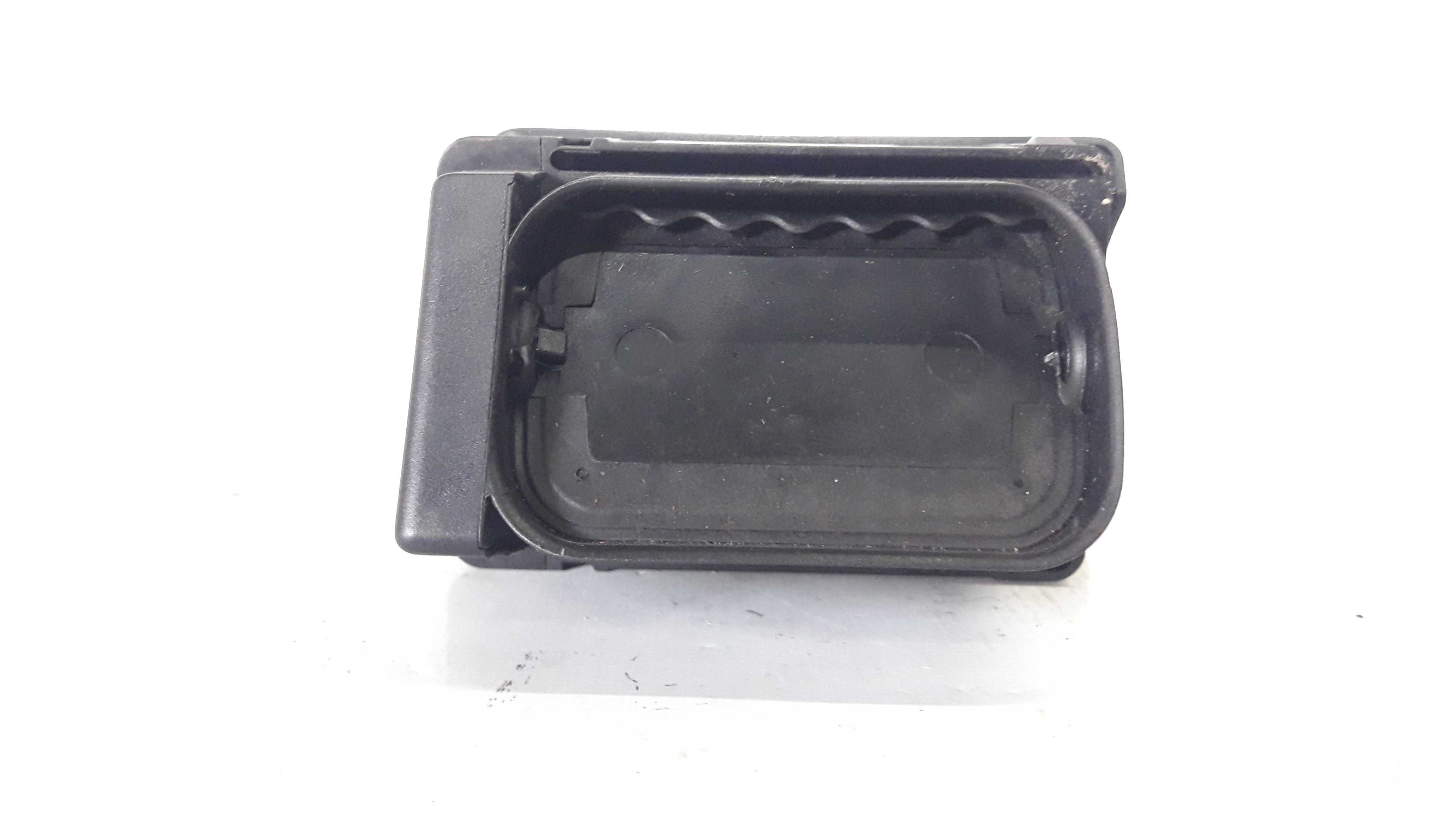 Difusor Ar Direito Audi A4 97/02 8d1820902 19755 3