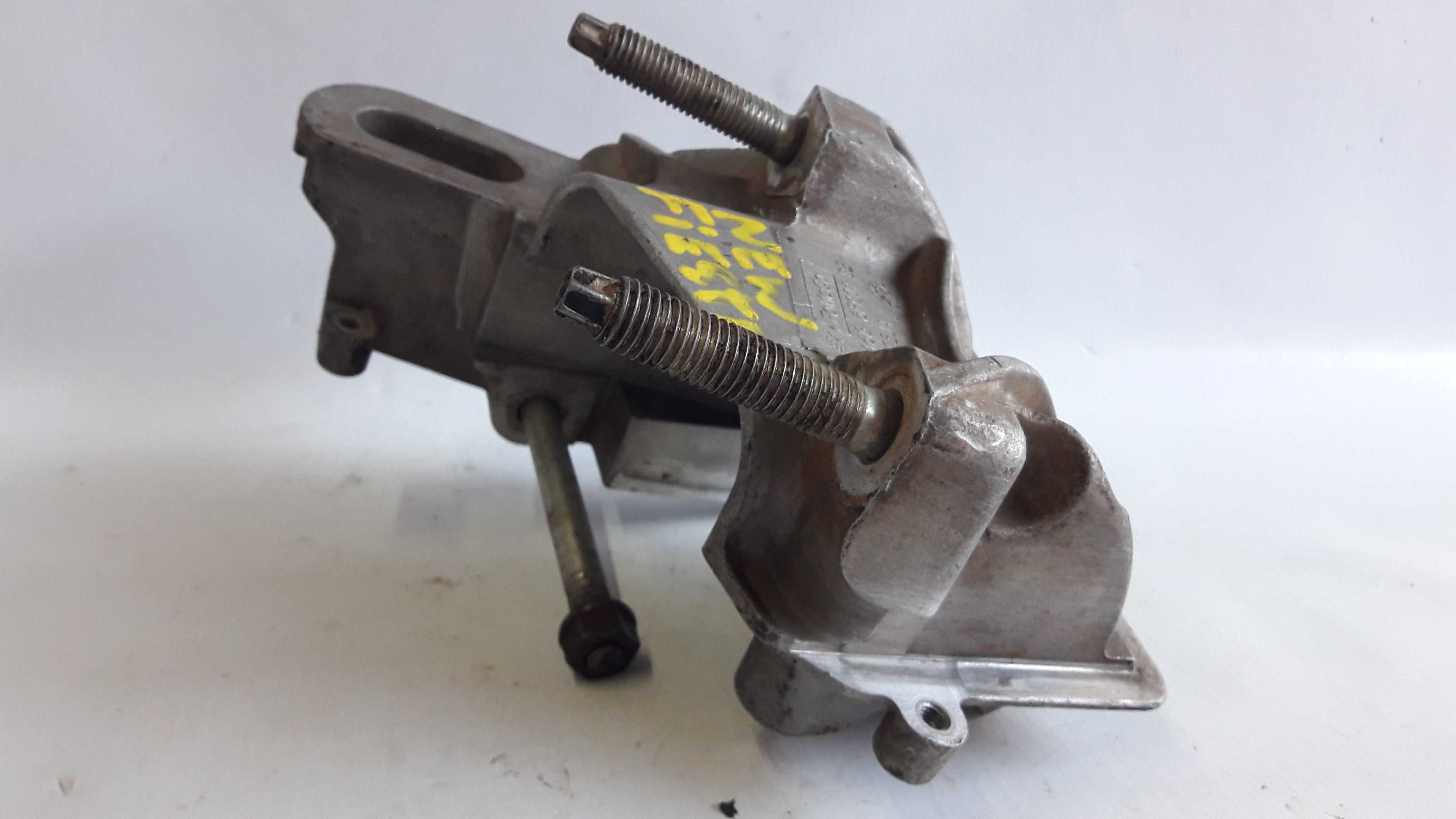 Coxim Dianteiro Motor New Fiesta 8a6g6f001db Original 5
