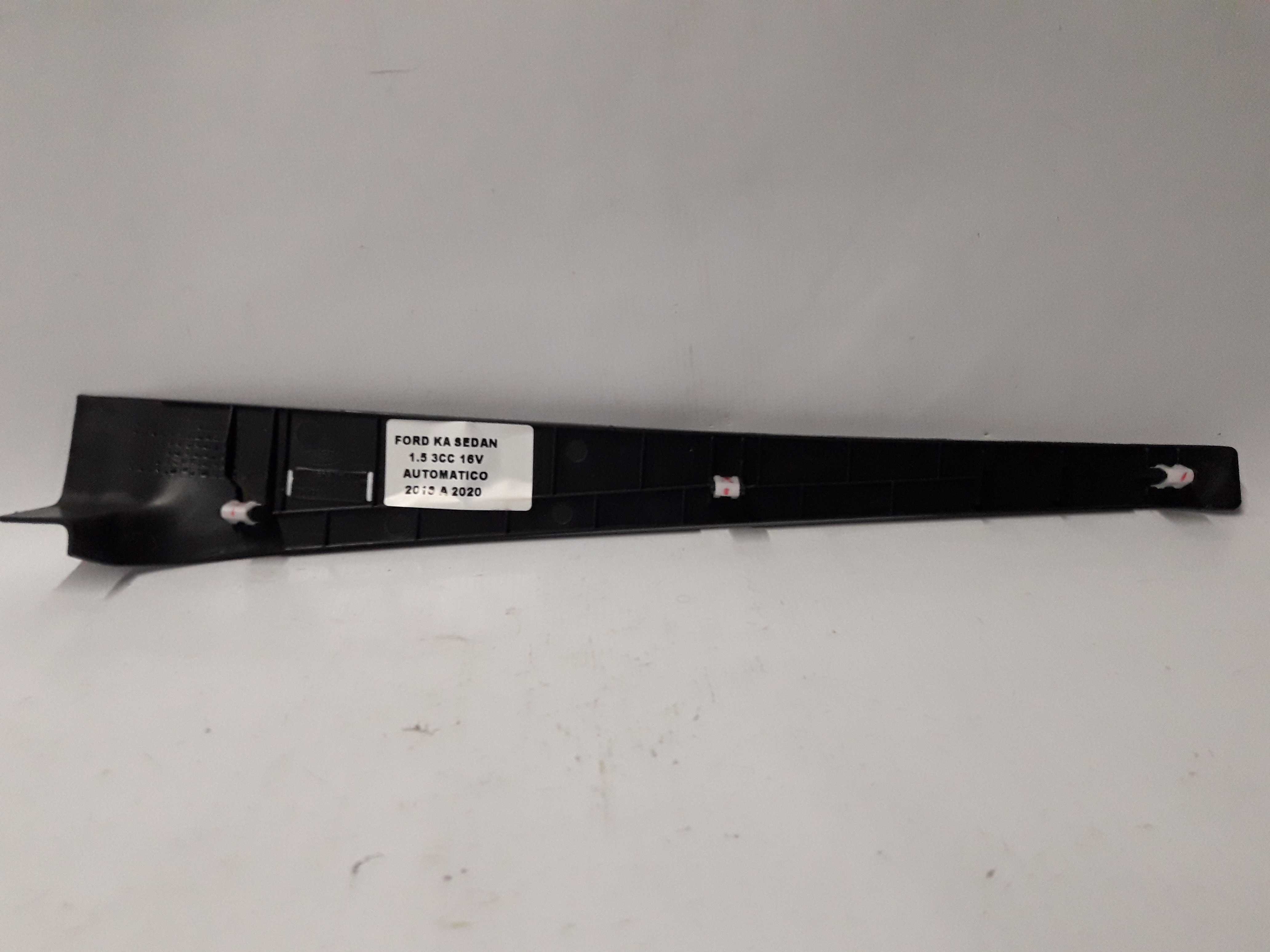 Moldura Lateral Direito Painel Ford Ka 17/20 E3b5a044c60 3