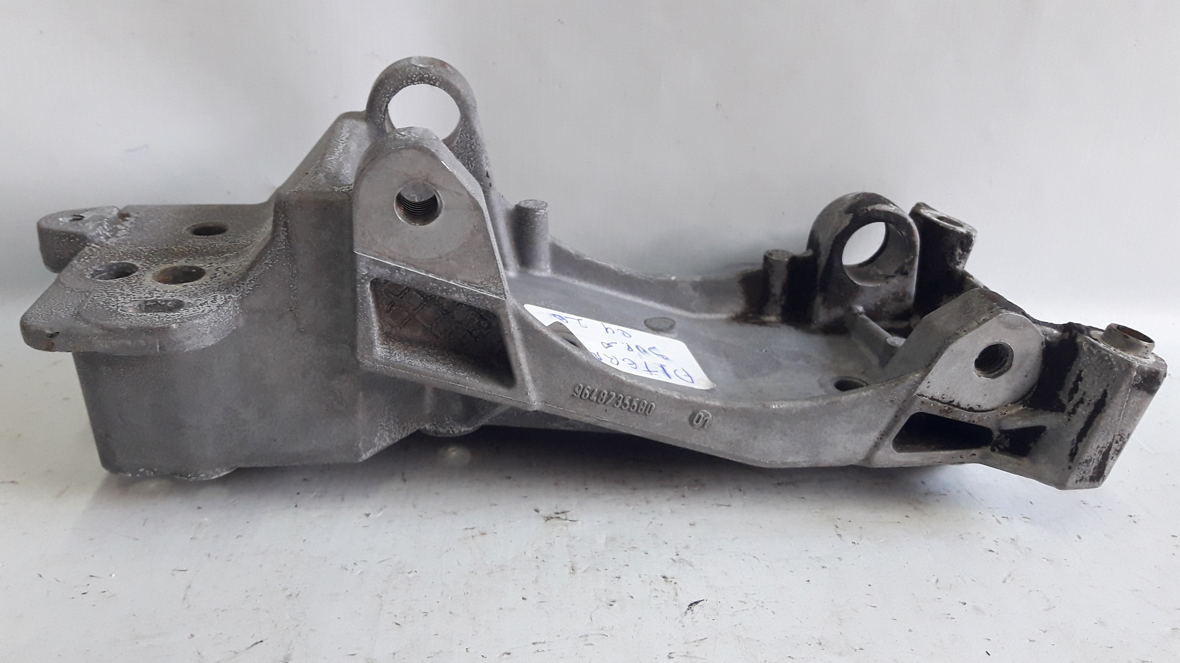 Suporte Alternador Citroen C4 Pallas 9648735580 Original