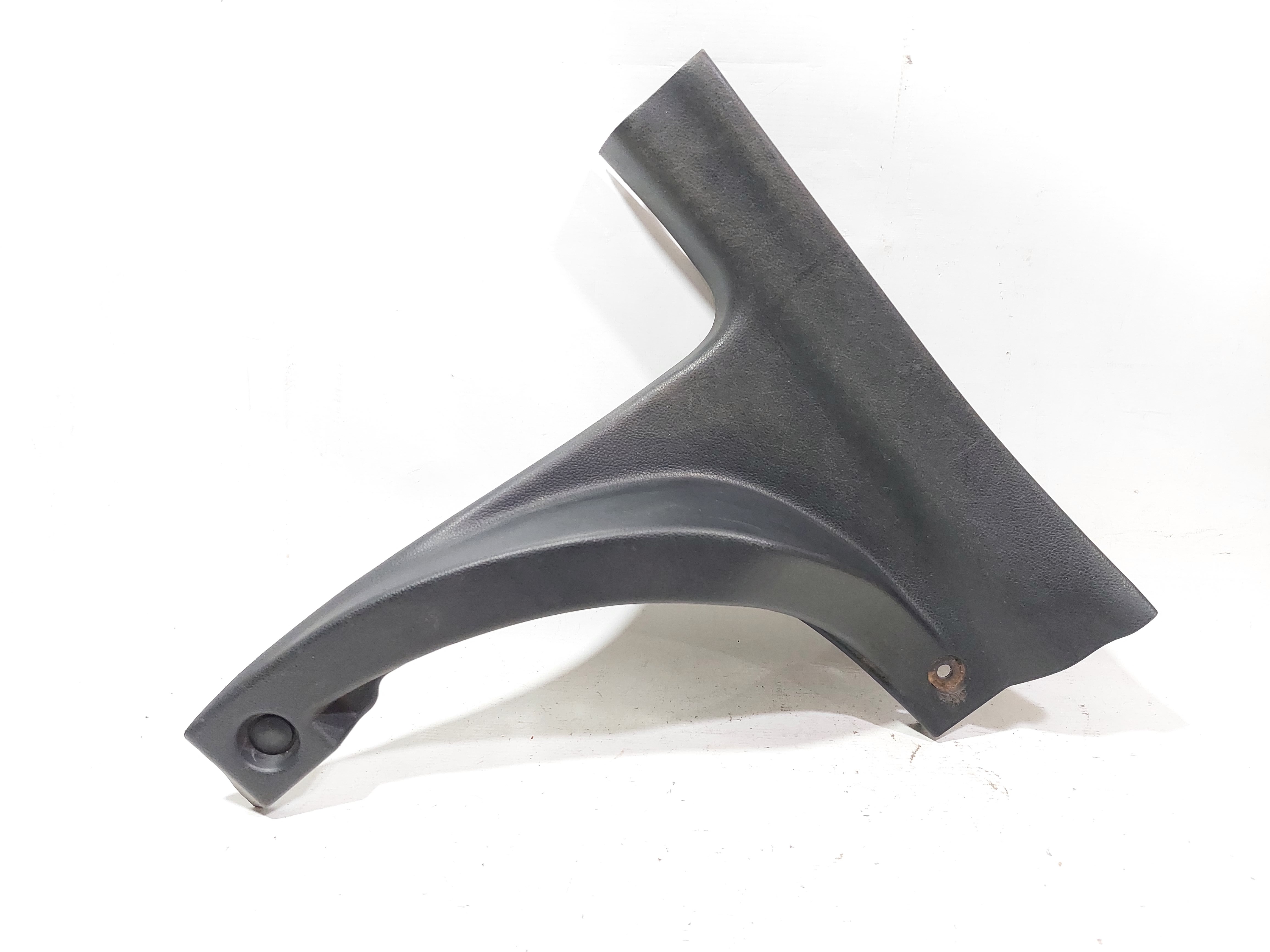 Moldura Banco Traseiro Direito Hb20 Hatch 13/19 Original 2