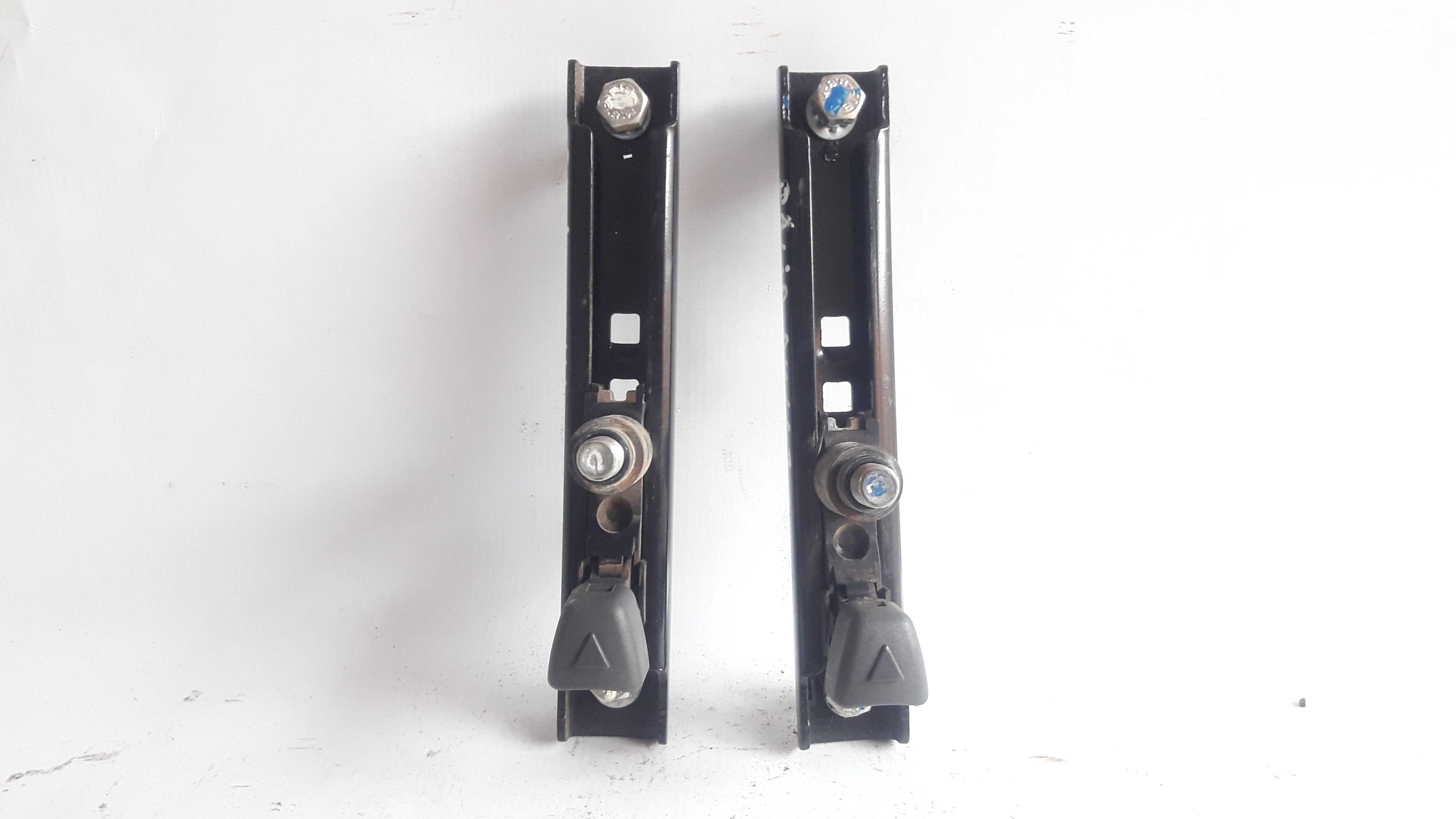 Trilho Regulagem Cinto Segurança Coluna Central Palio 04/12 2