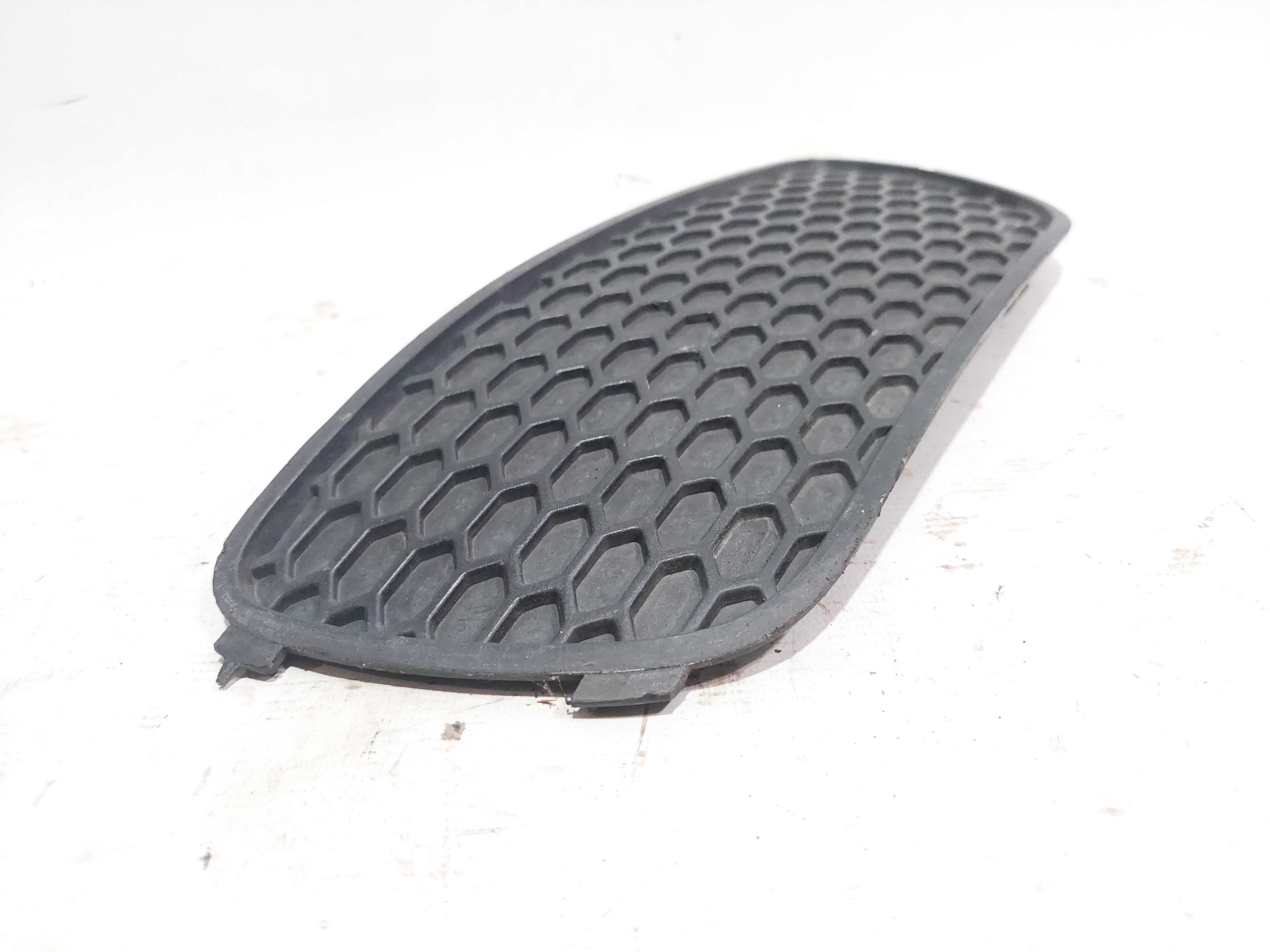 Grade Parachoque Tampa S/ Milha Palio 04/07 Direito Original 4