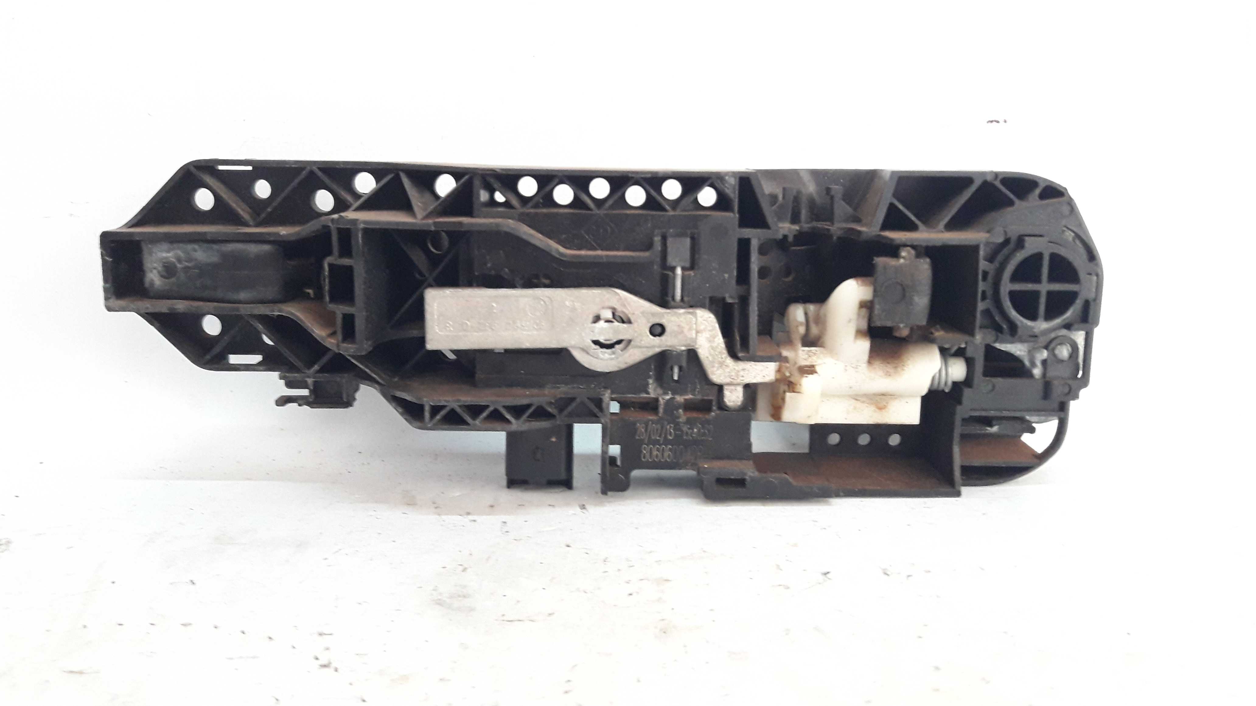 Maçaneta Ext Traseira Direita Fluence 12 A 15 806060042r Prata Traseira 6