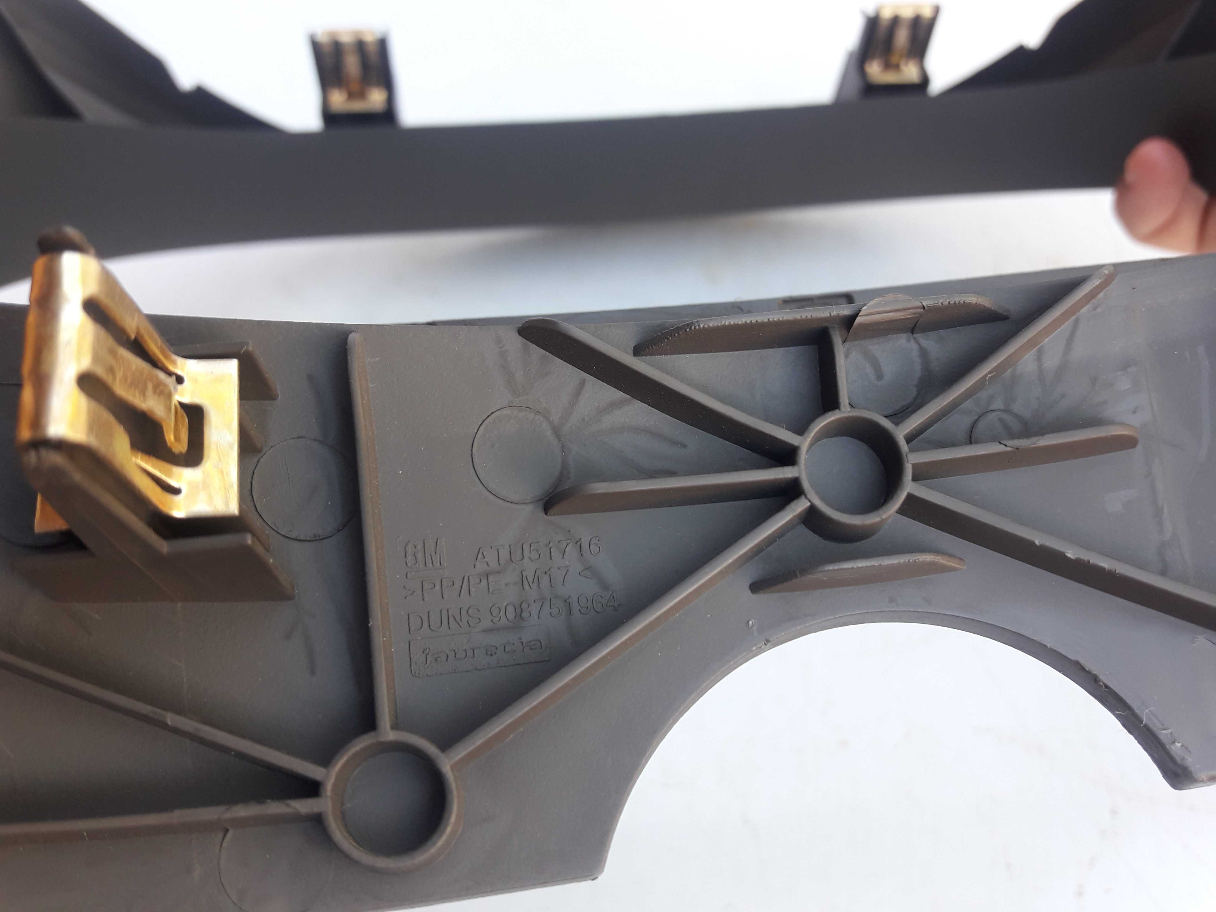 Moldura Painel Velocímetro Cobalt 2011/15 Atu51716 Original 3