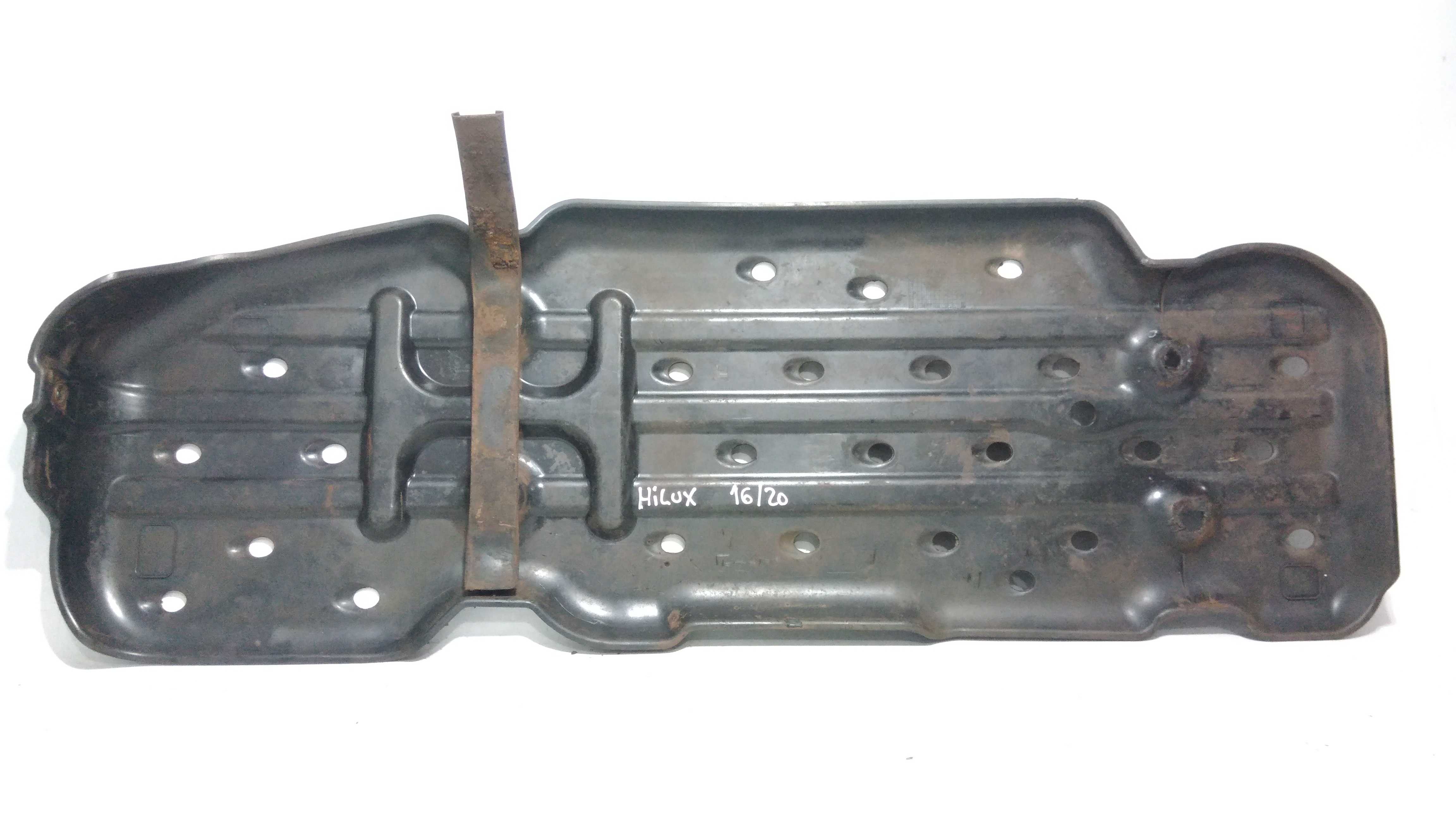 Protetor Tanque Combustível Toyota Hilux 2016/20