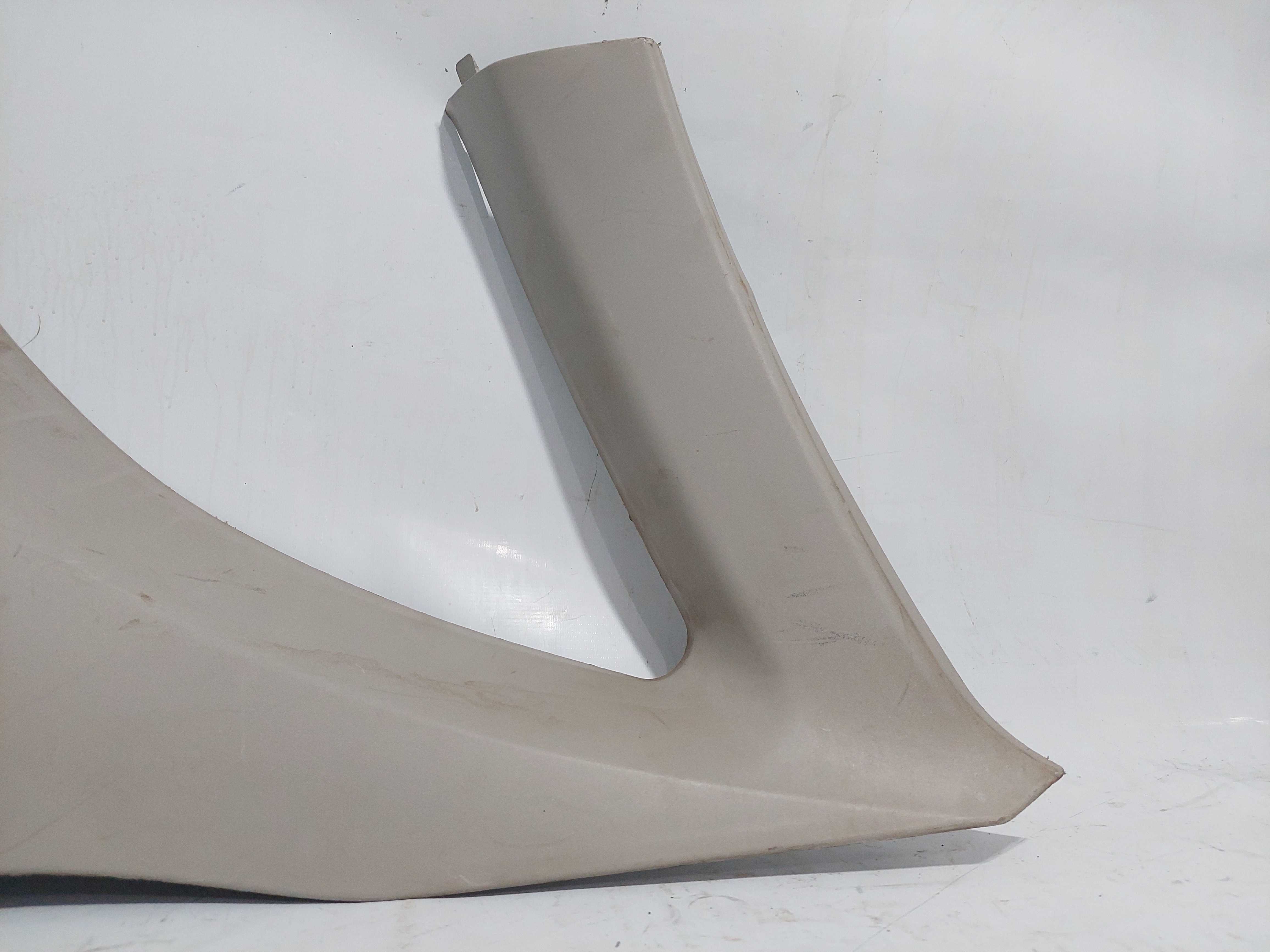 Moldura Coluna Traseira Direita Meriva 2002 Á 12 93368668 2