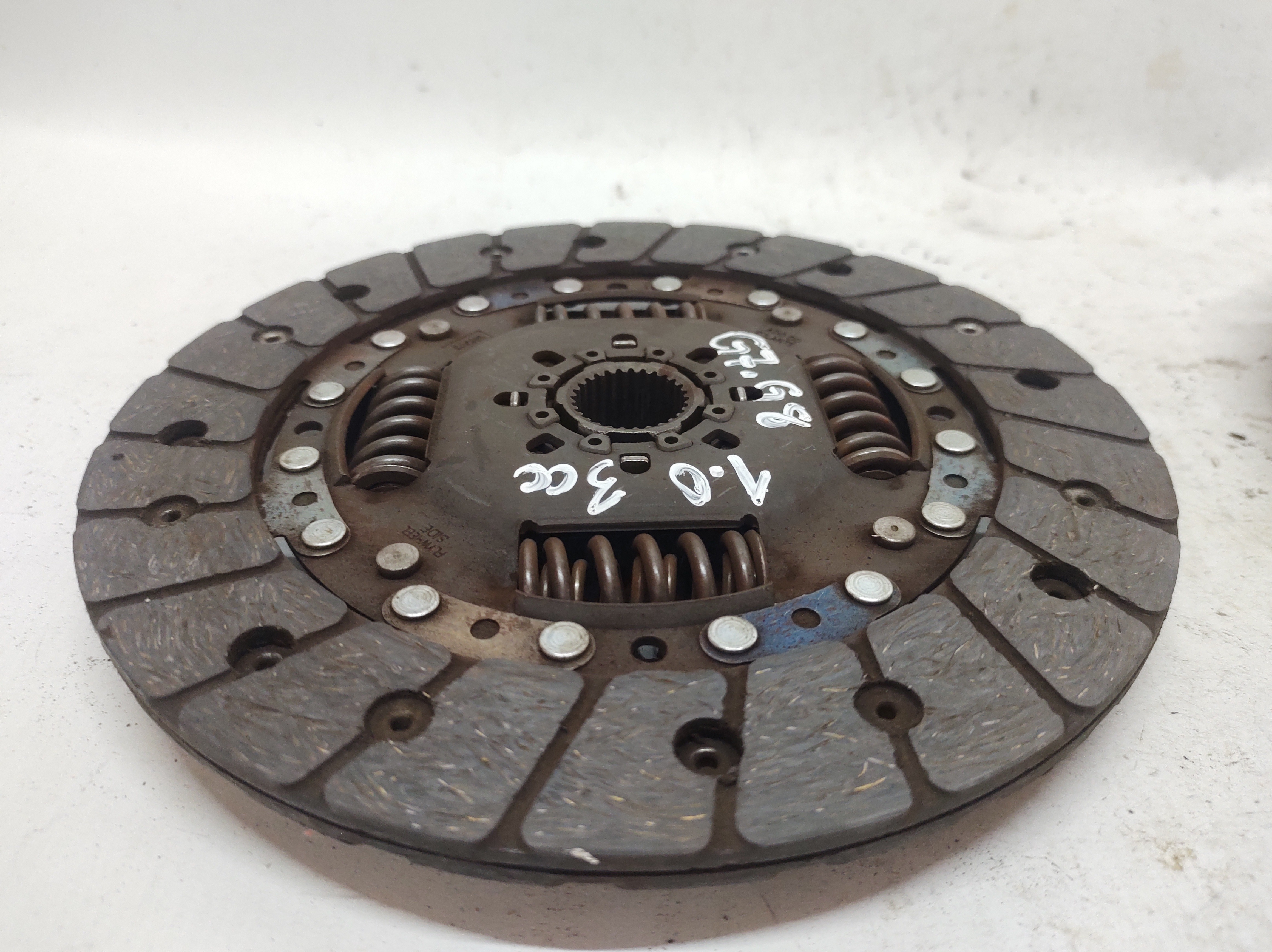 Disco E Platô Embregaem Gol G7 G8 17 A 23 1.0  3cc 9