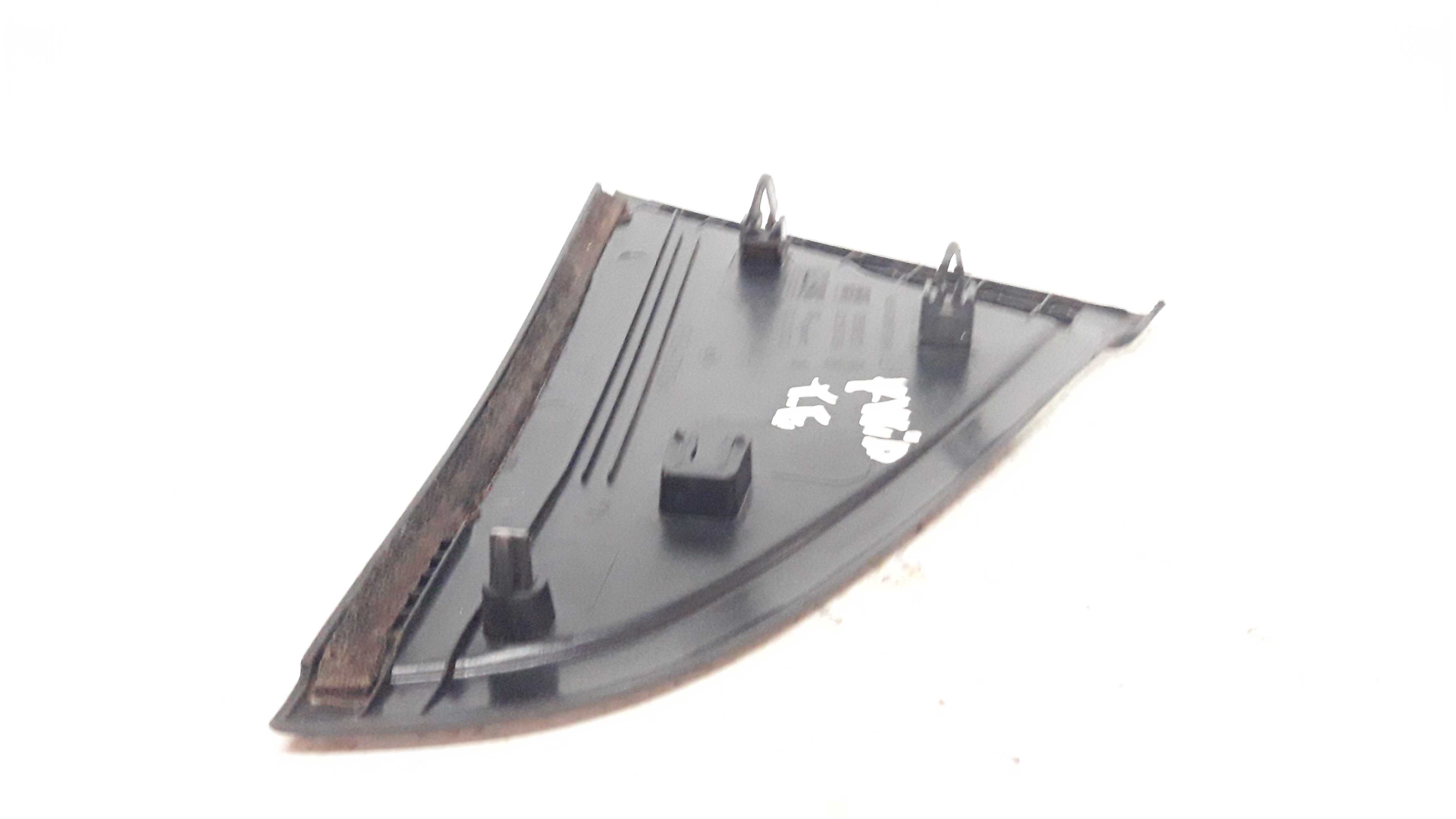 Moldura Porta Traseira Esquerda Kwid 822350752r Preto 4