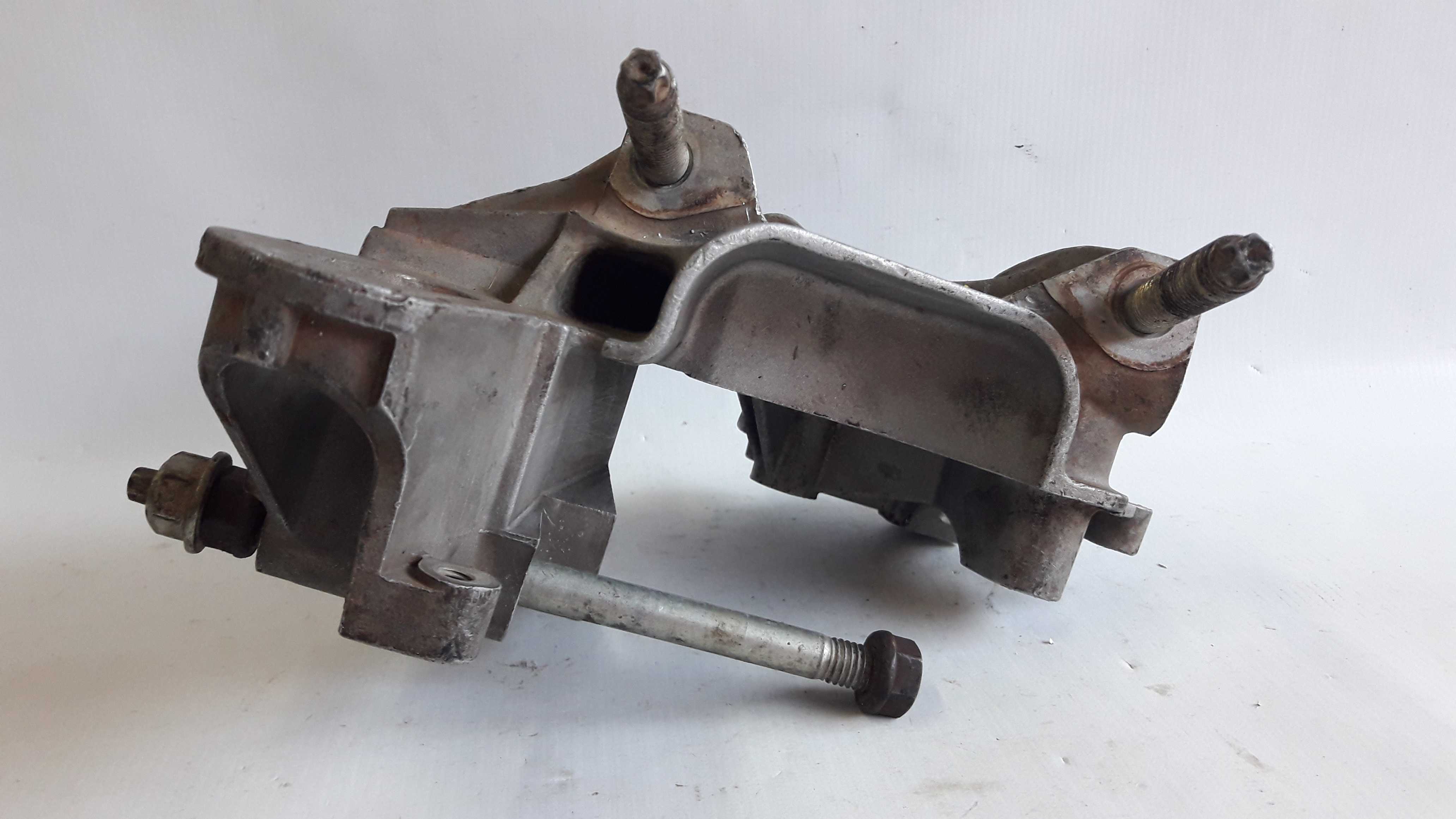 Coxim Dianteiro Motor New Fiesta 8a6g6f001db Original 3