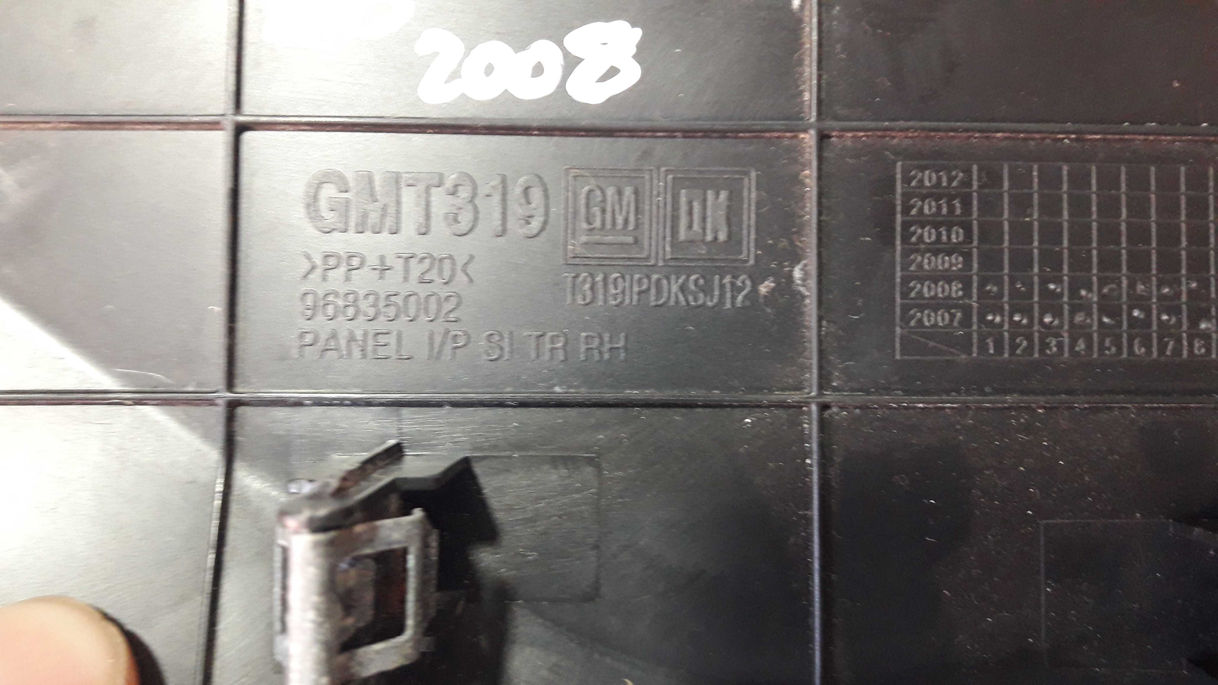Moldura Painel Direito Captiva 8/13 96835002 24561 5