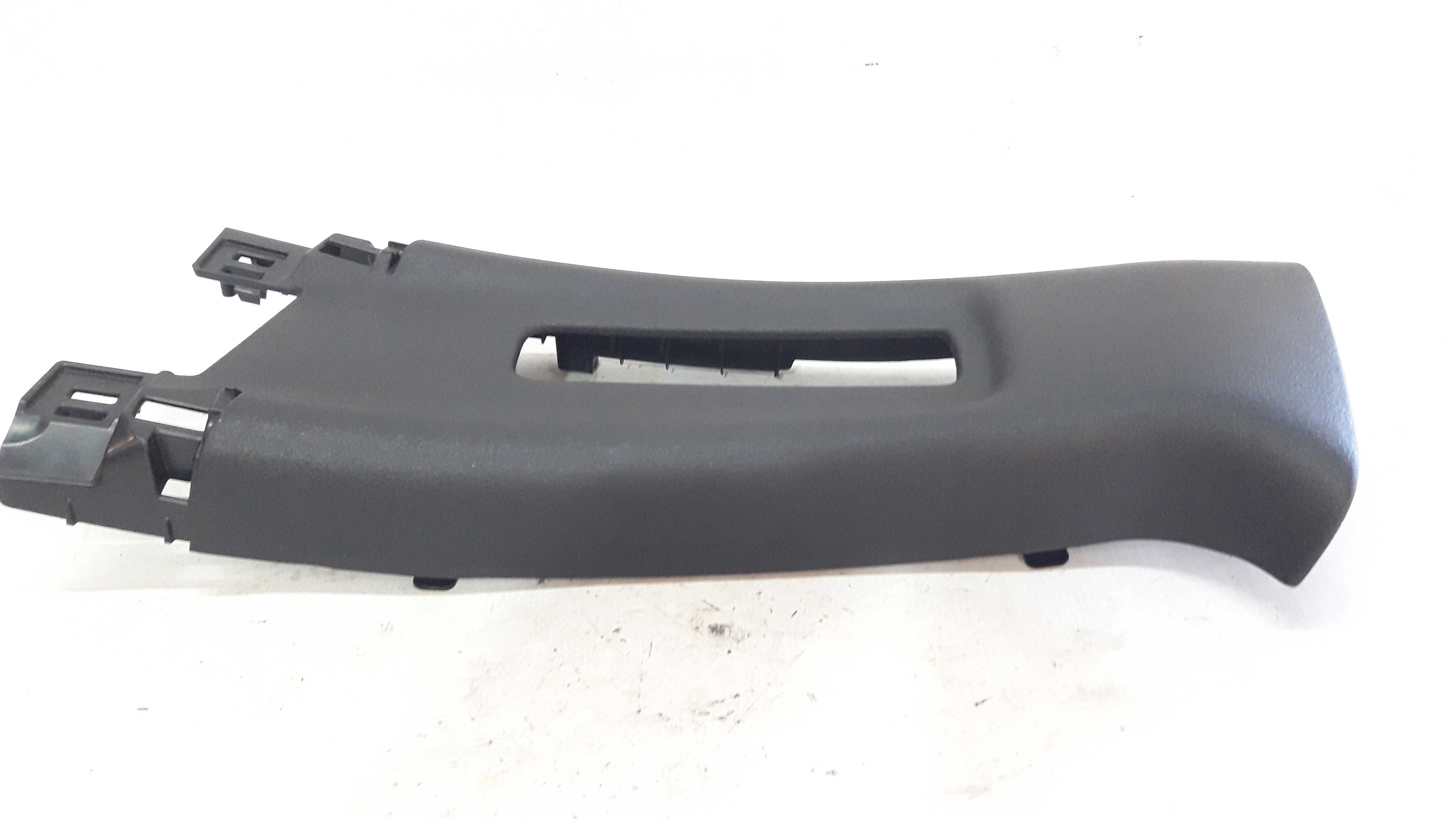 Moldura  Coluna Central Esquerda Civic 17 A 22 84161tem 1