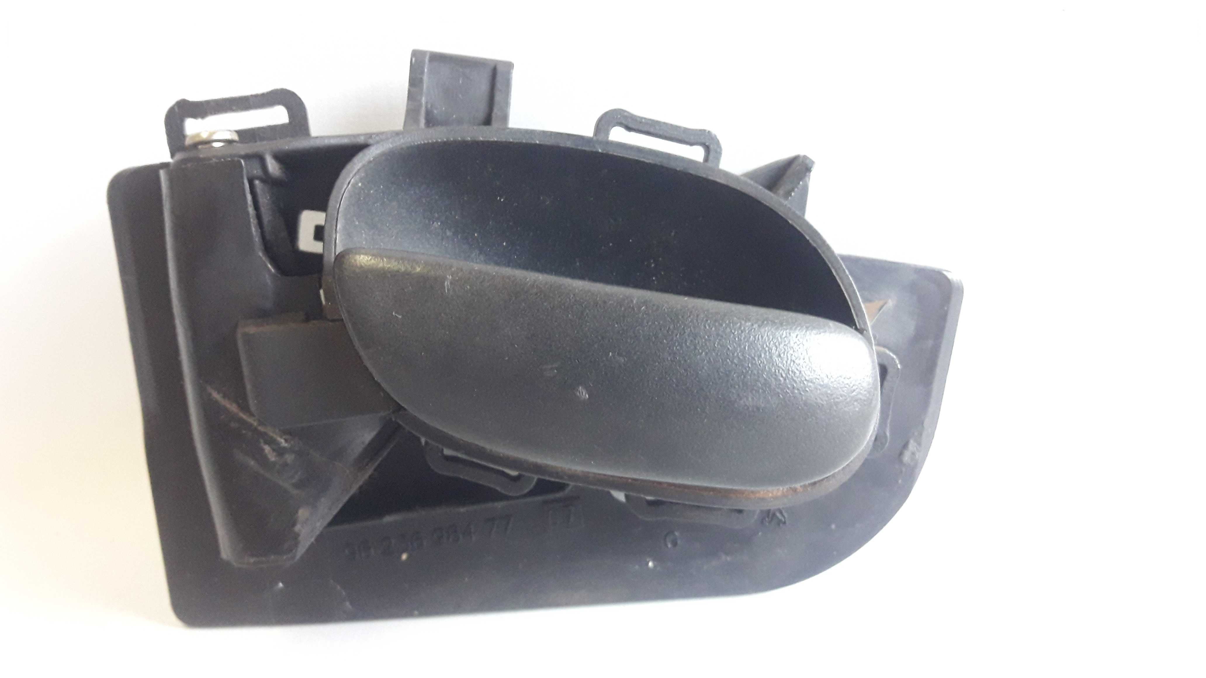 Maçaneta Int Diant Direito Peugeot 206 09/11 9623698477