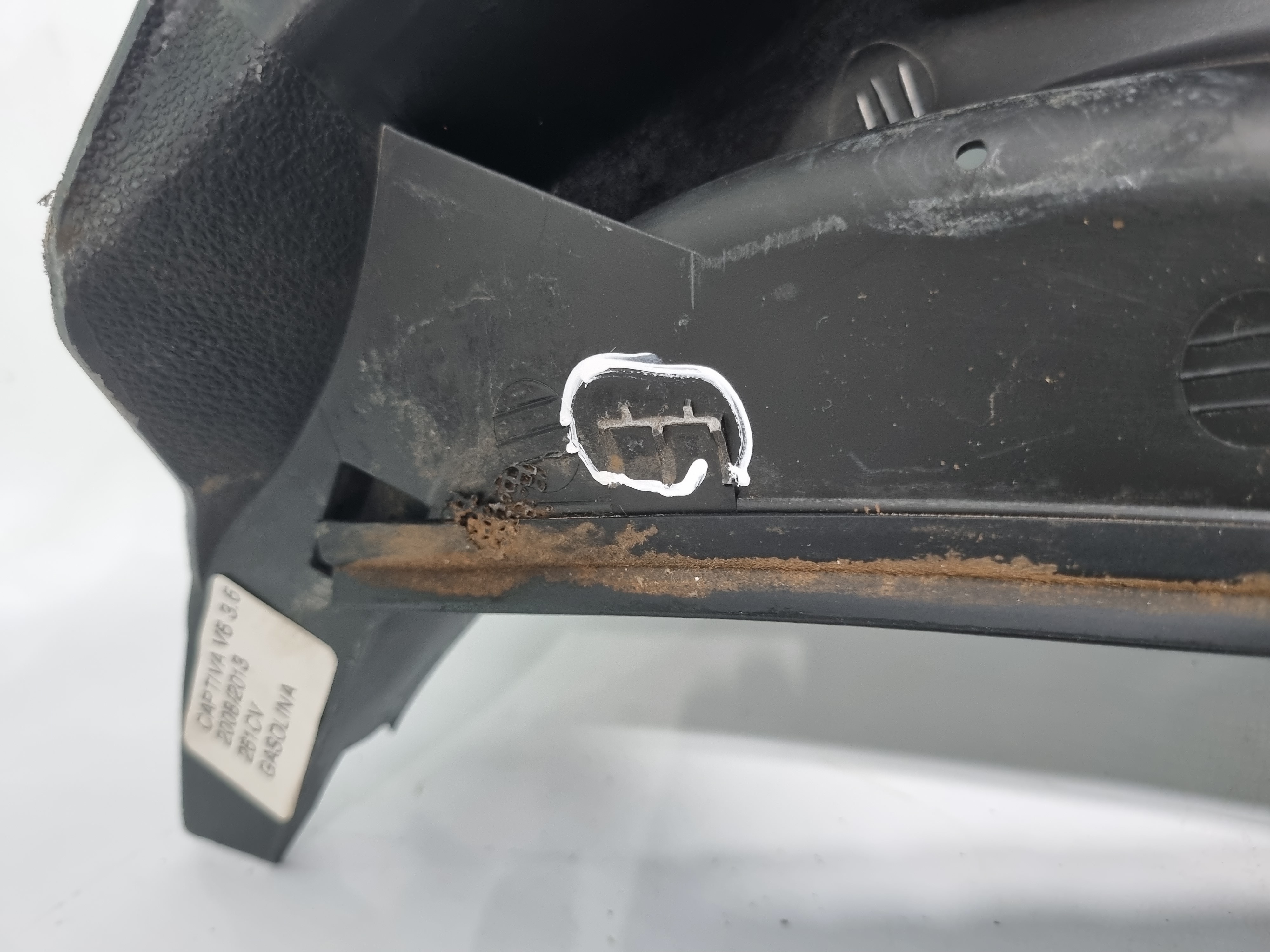 Grade Churrasqueira Chevrolet Captiva 3.6 2008 Á 13 Original Preto Plástico 3