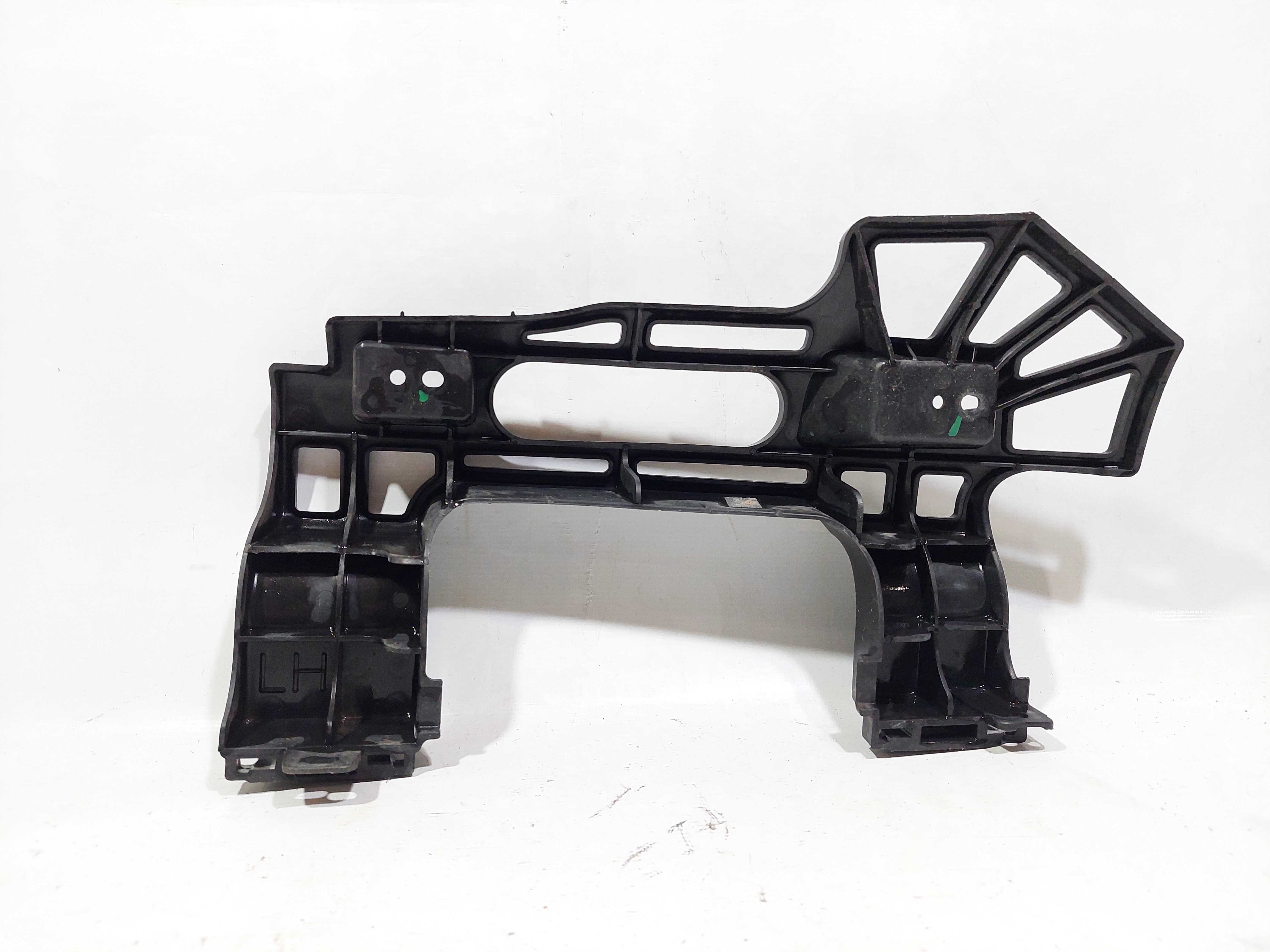 Suporte Parachoque Traseiro Esquerdo Hb20 Hatch 12/19 1