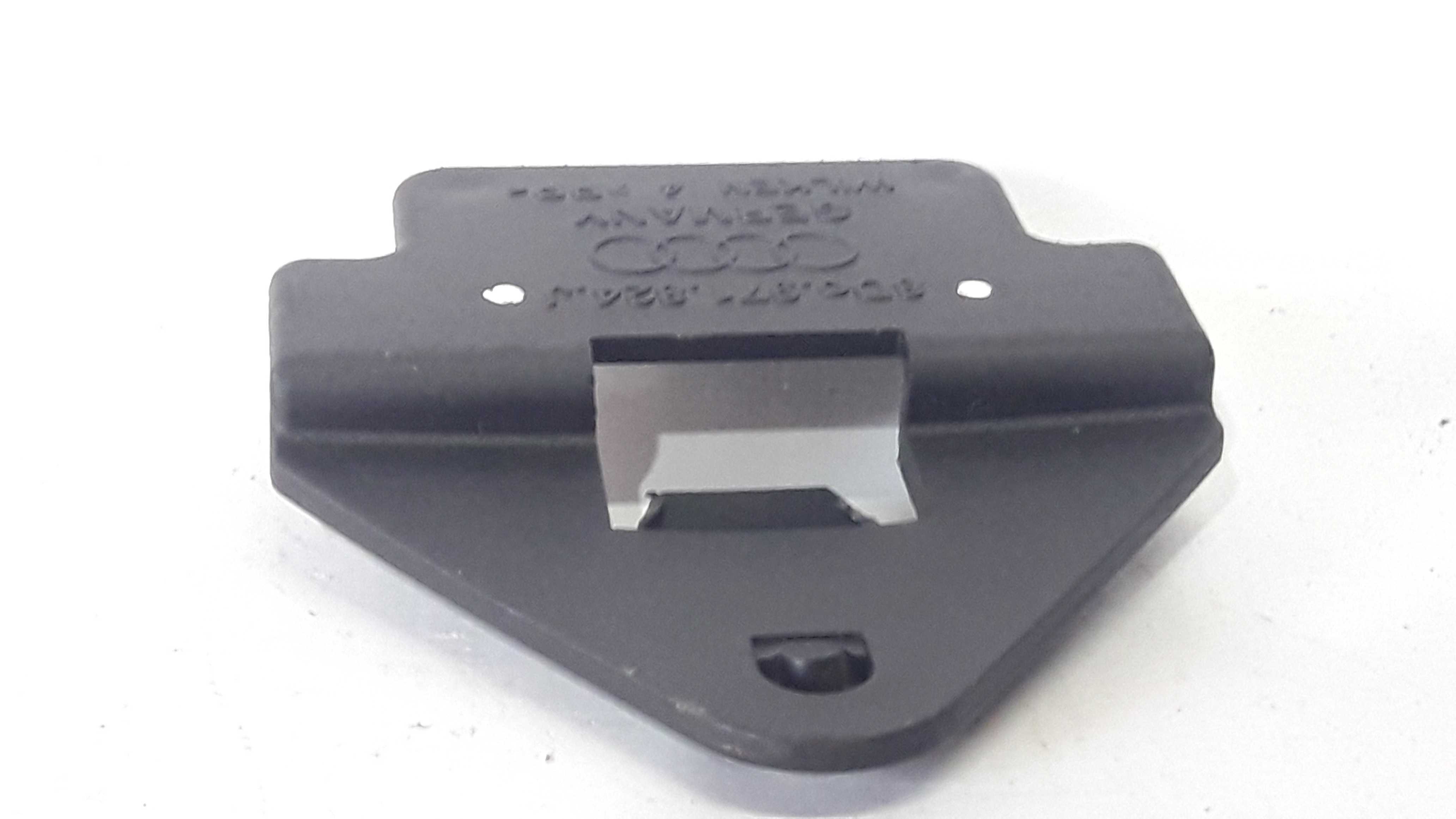 Suporte Fixação Chicote Fios Audi A4 2.8 V6 Aut 8d0971824j 4
