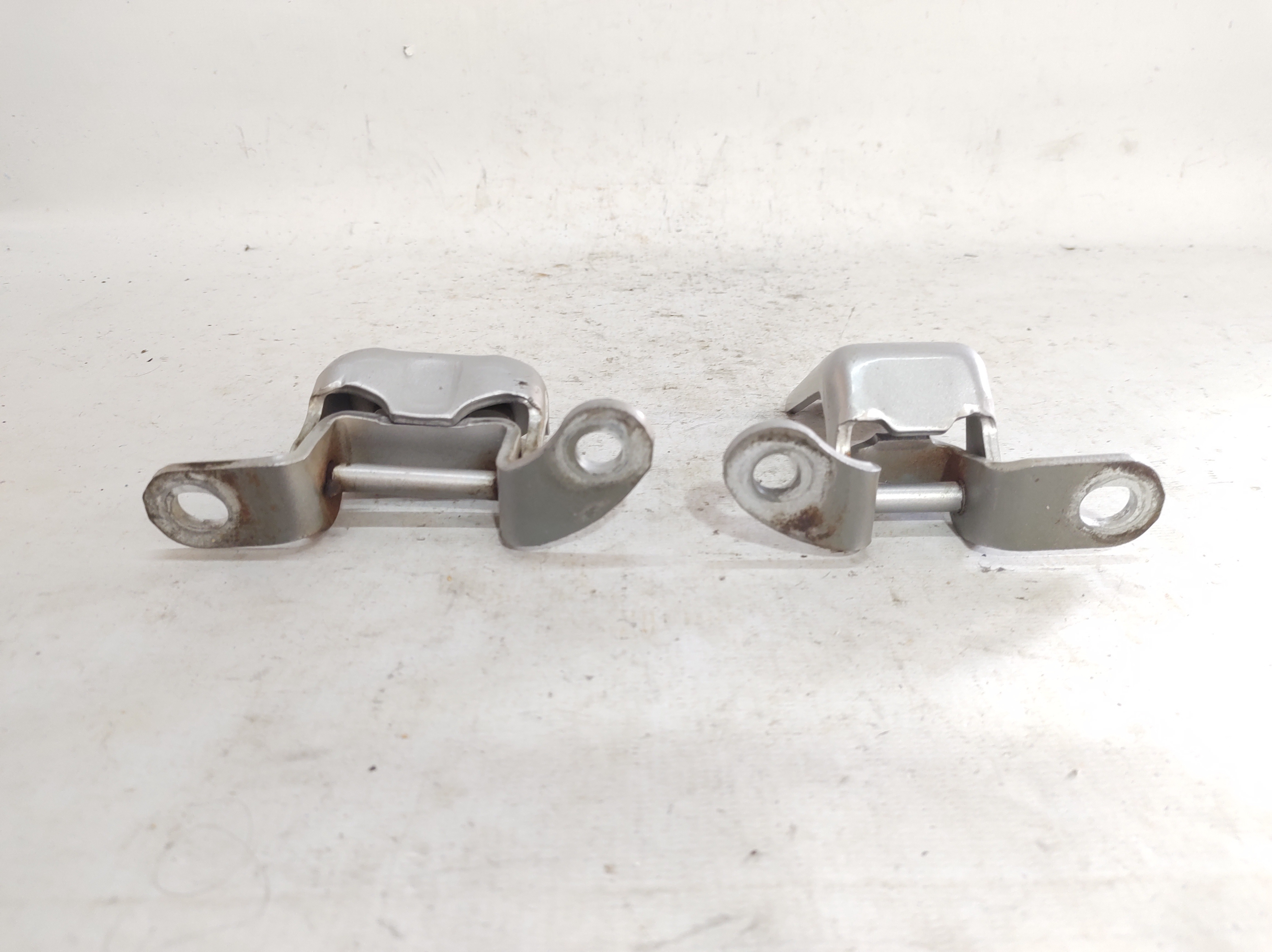 Dobradiça Porta Traseira Direita Corolla 03 A 08 6