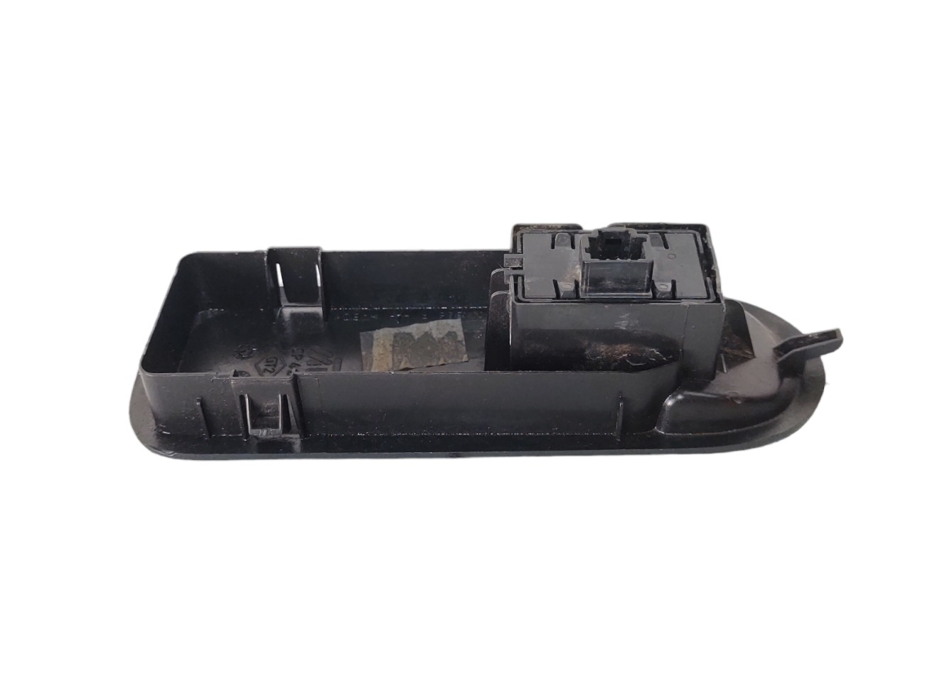 Moldura C/ Botão Vidro Elétrico Diant Direito Duster 12/17 2