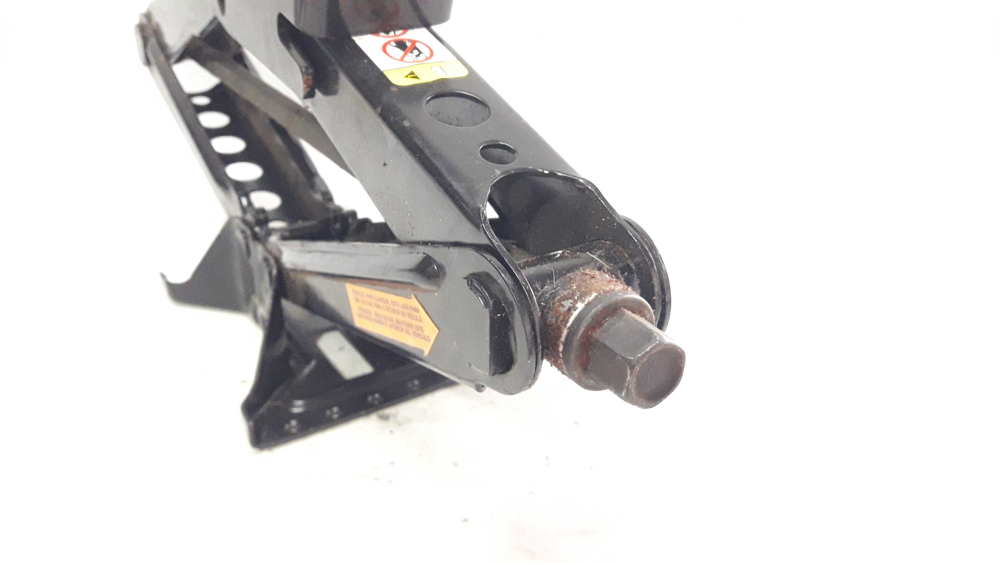 Macaco Mecânico 1500kg Toro 04766498aa 3