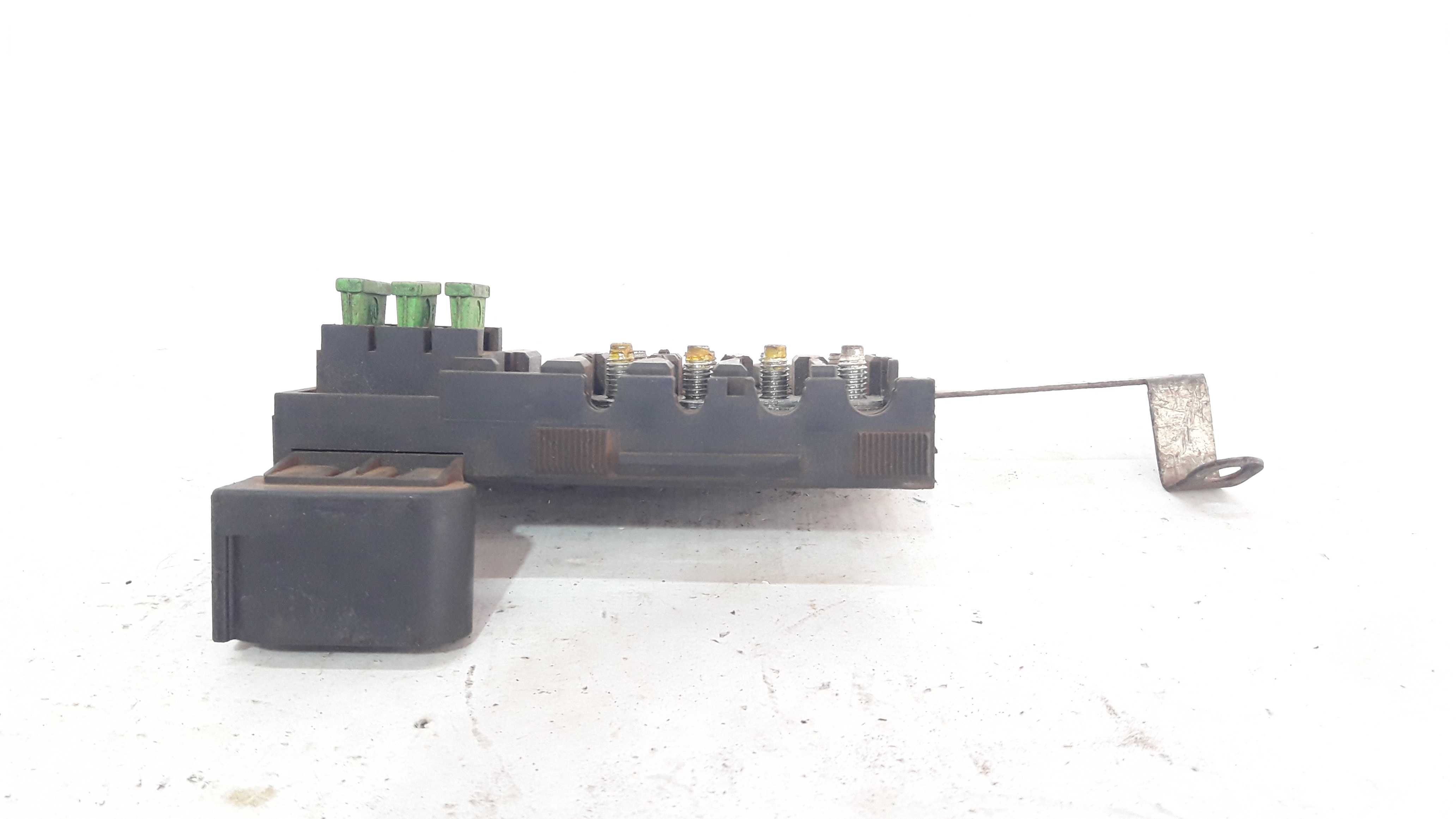Caixa Fusiveis Vw Golf Audi A3 1.8 2.0 99 A 06 3